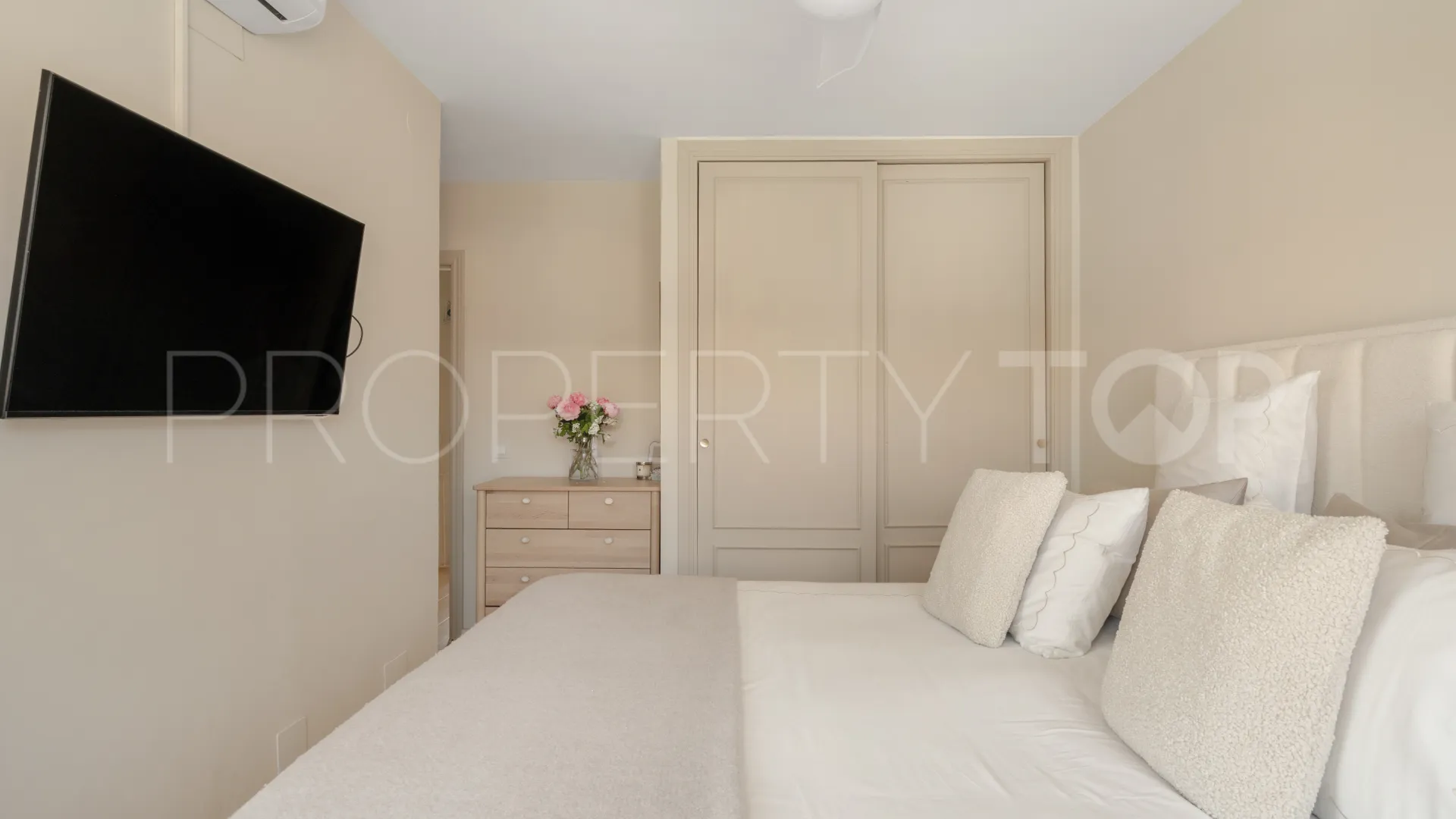 Buy Vista Azur town house