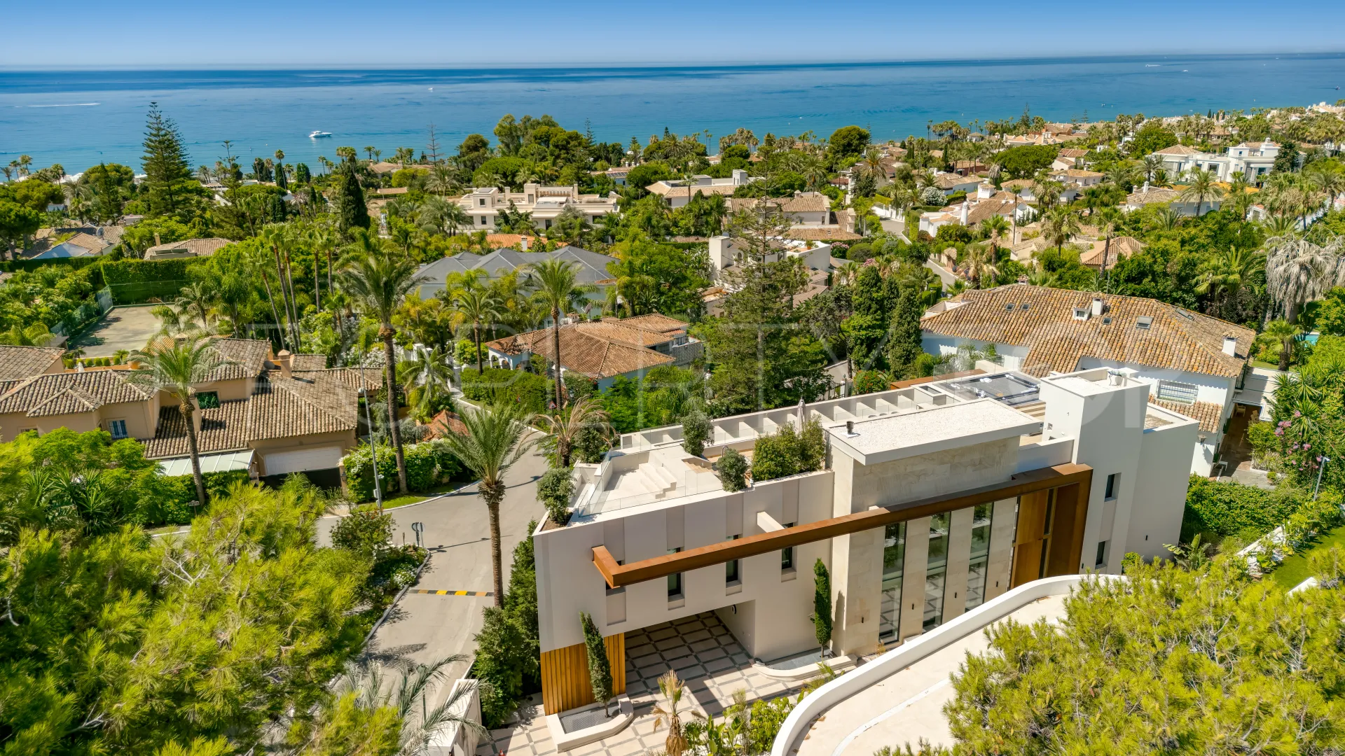 Comprar villa en Los Monteros Playa de 5 dormitorios