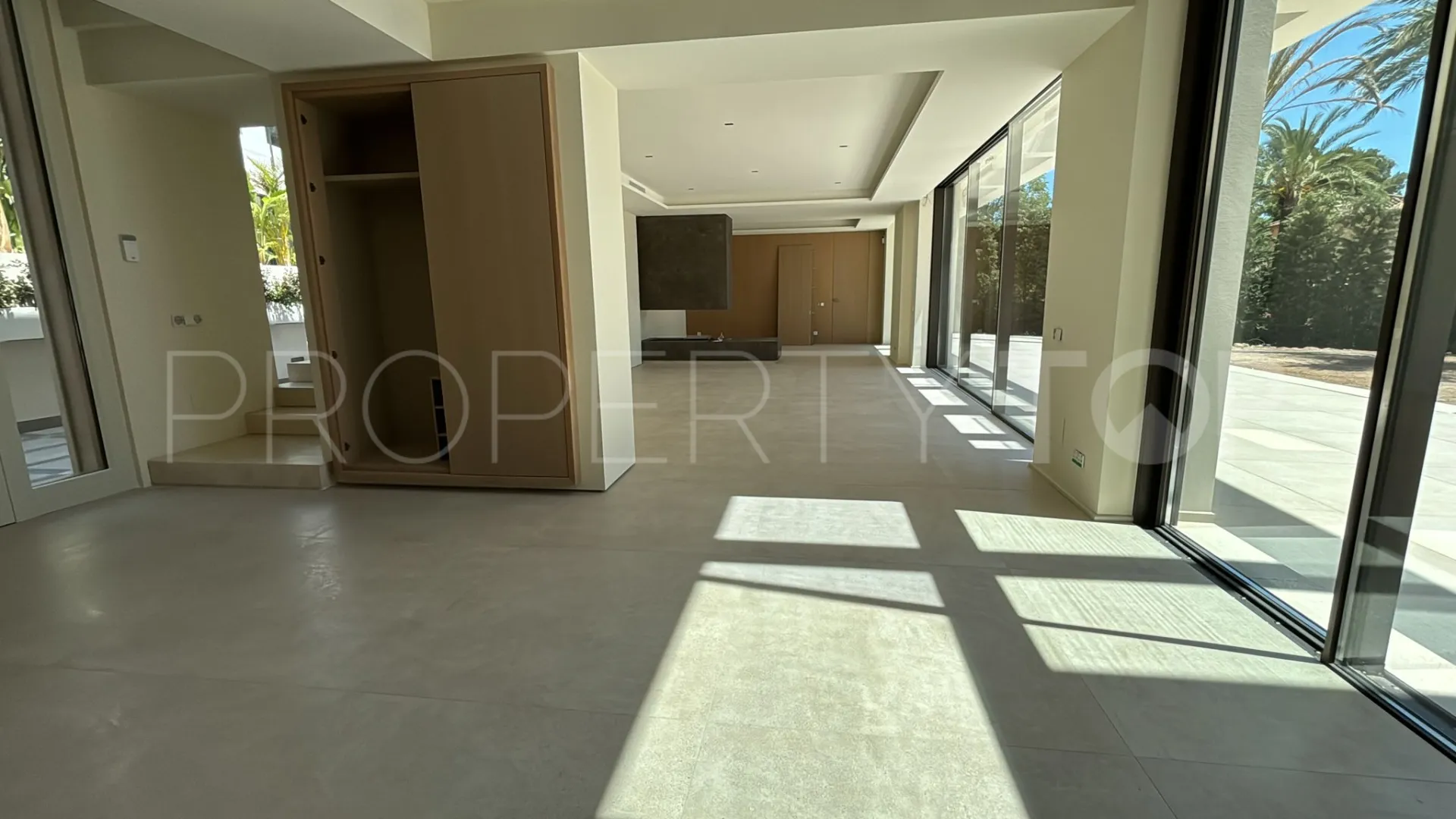 Comprar villa en Los Monteros Playa de 5 dormitorios