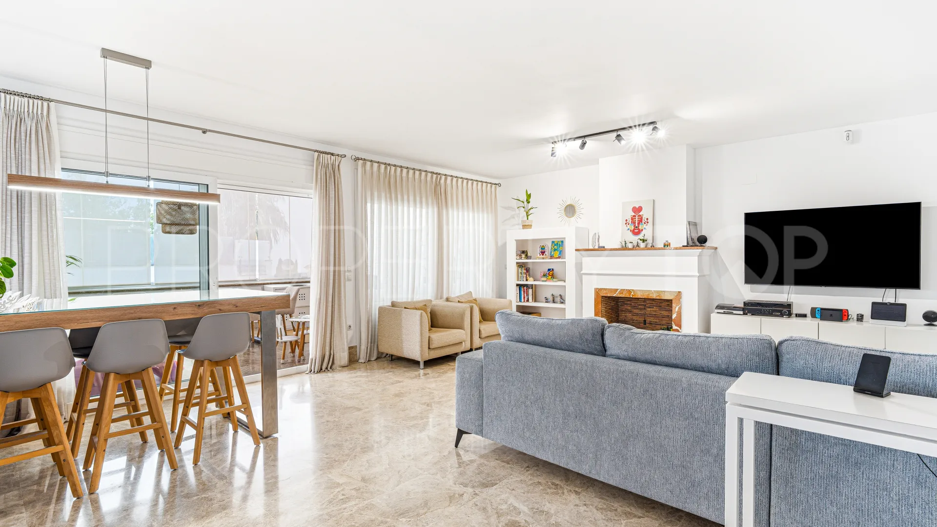 Duplex penthouse for sale in Santa Clara with 3 bedrooms
