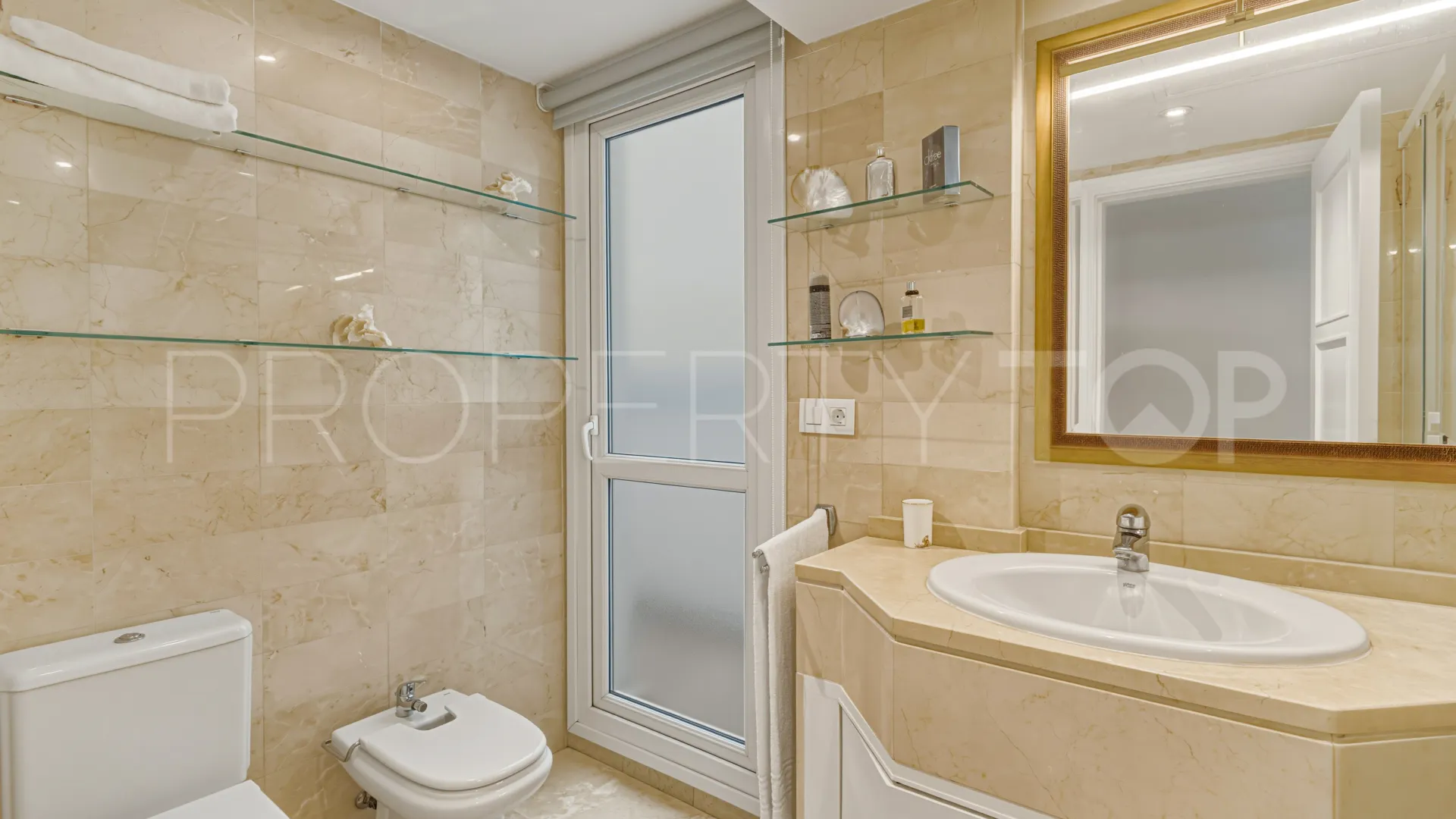 Apartamento en venta en Las Cañas Beach