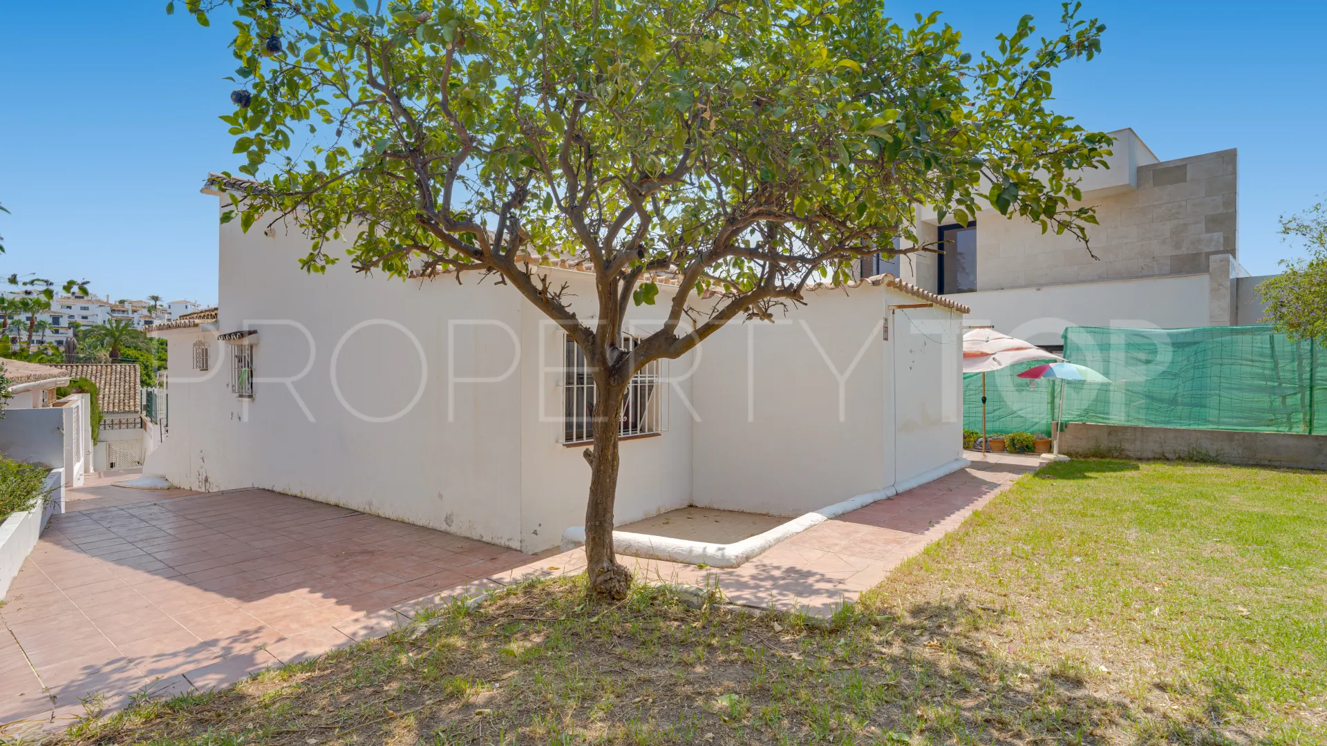 Villa en venta en Nueva Andalucia