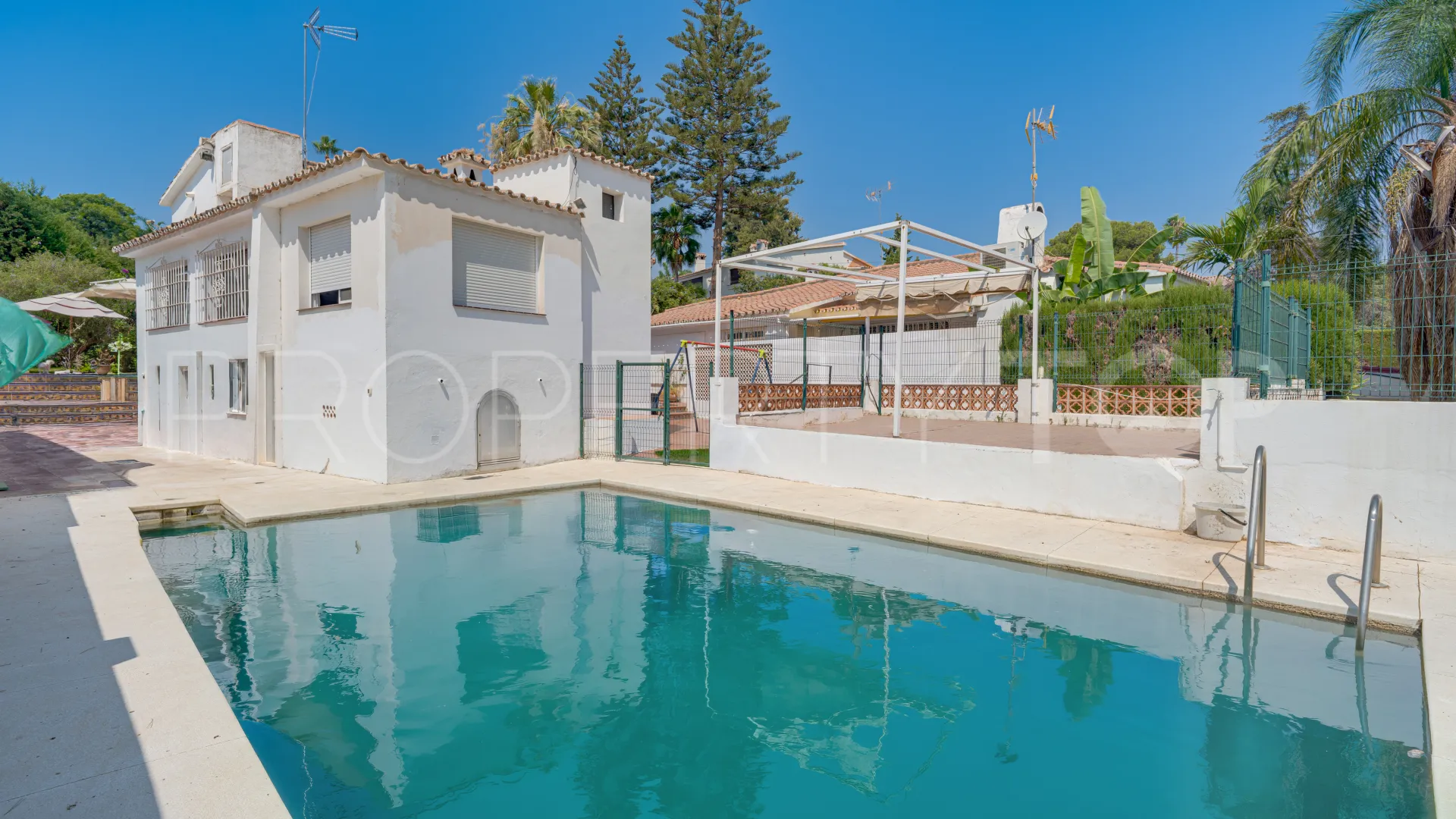 Villa en venta en Nueva Andalucia