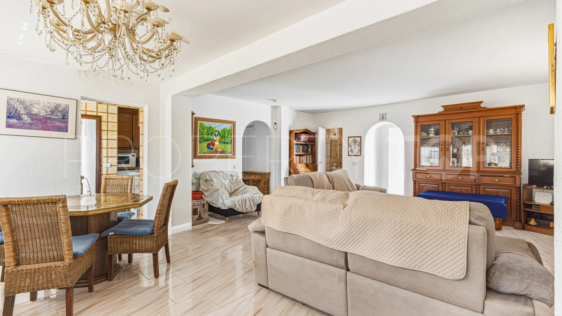 Villa en venta en Nueva Andalucia