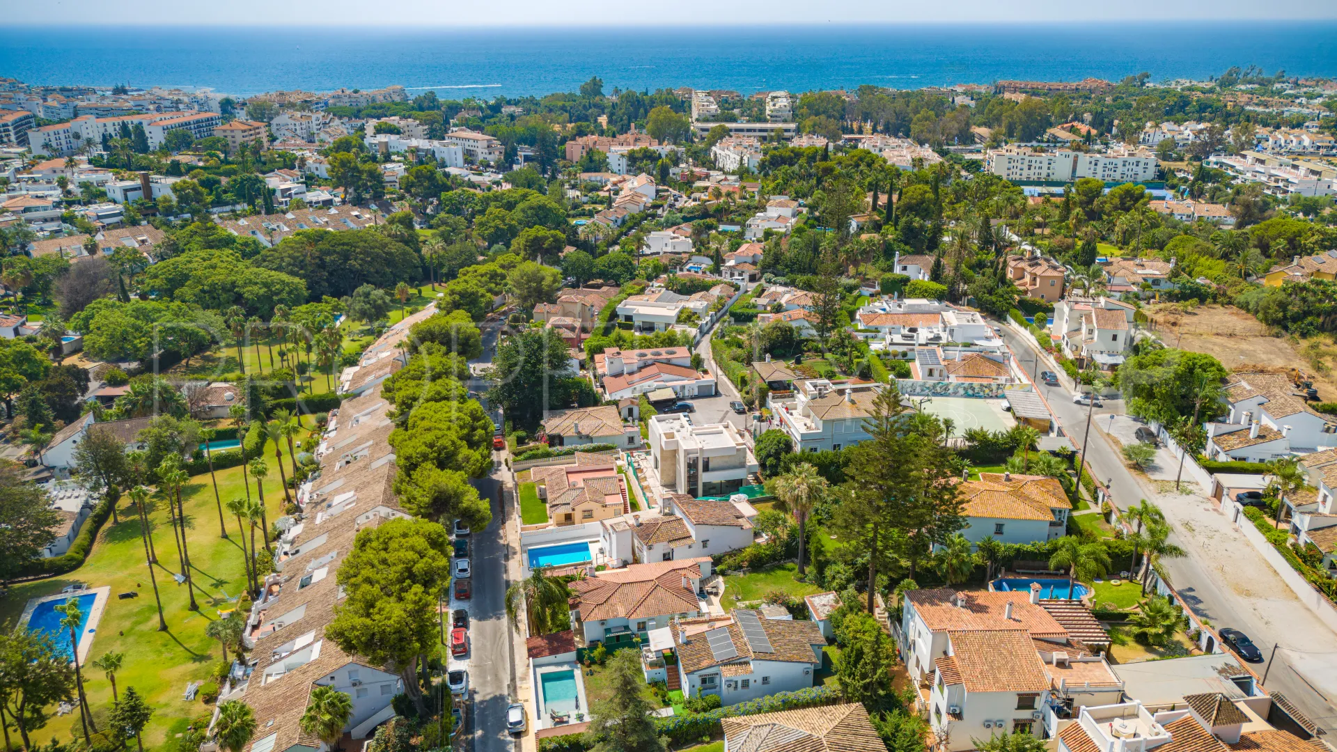 Villa en venta en Nueva Andalucia