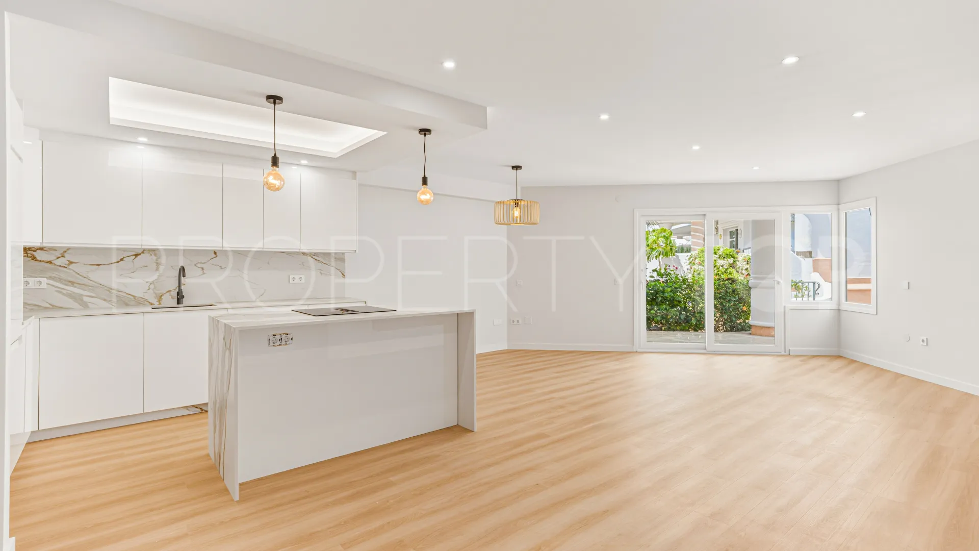 Apartamento planta baja en venta con 3 dormitorios en Mijas Golf