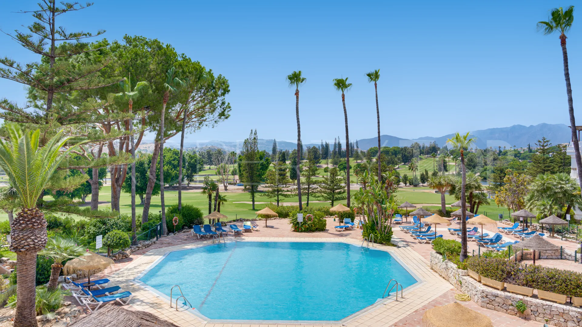 Apartamento planta baja en venta con 3 dormitorios en Mijas Golf