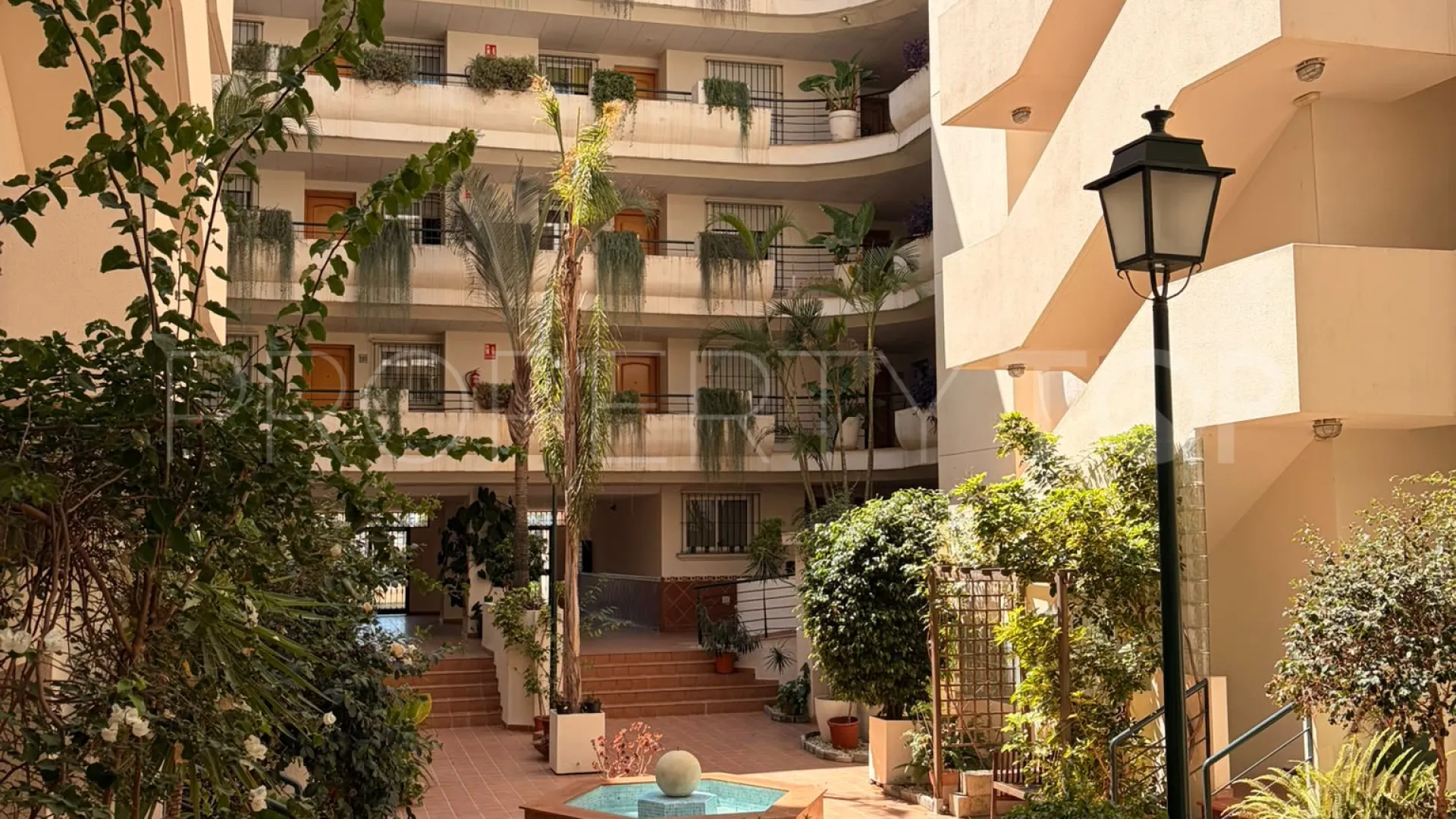 Apartment for sale in Campos de Guadalmina