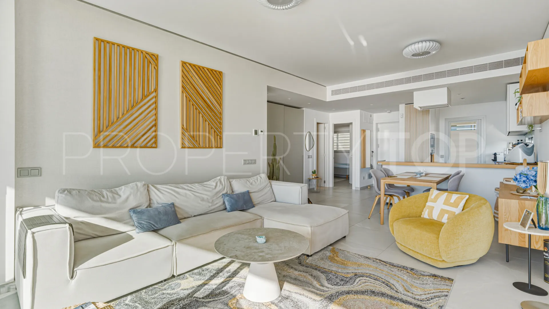 Duplex penthouse for sale in El Higueron