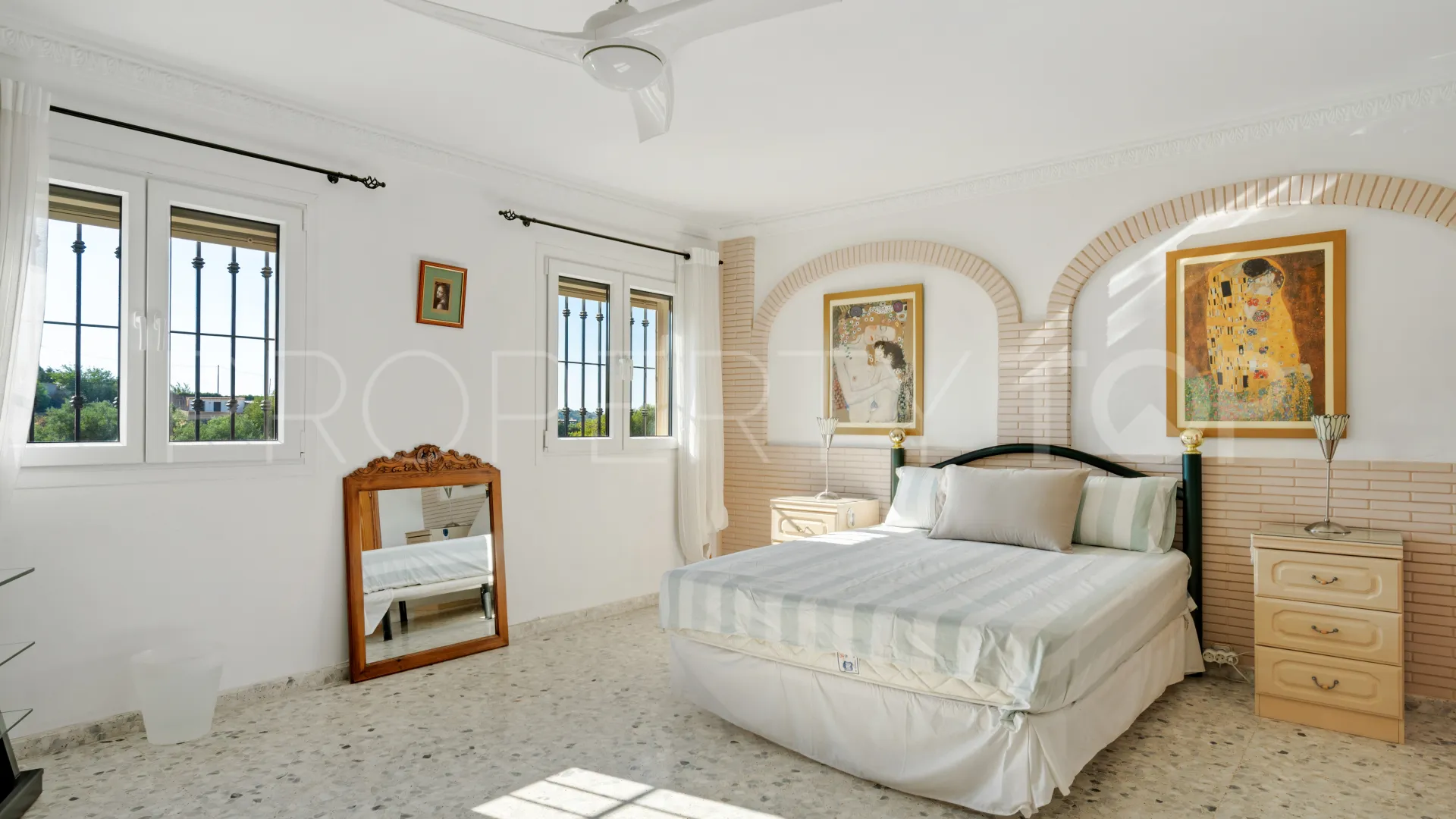 Villa en venta en Los Pedregales de 4 dormitorios