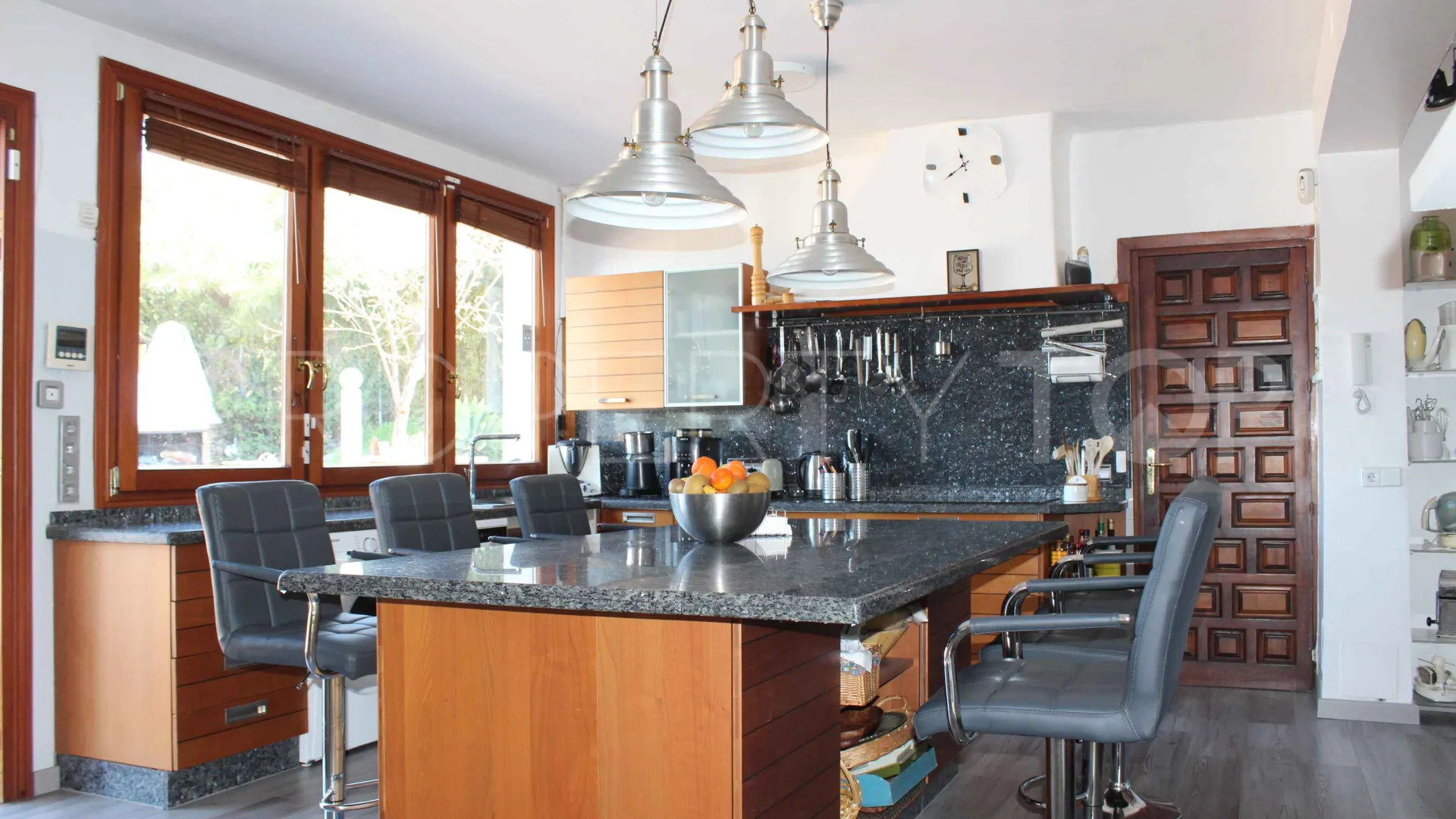 El Rosario 8 bedrooms villa for sale