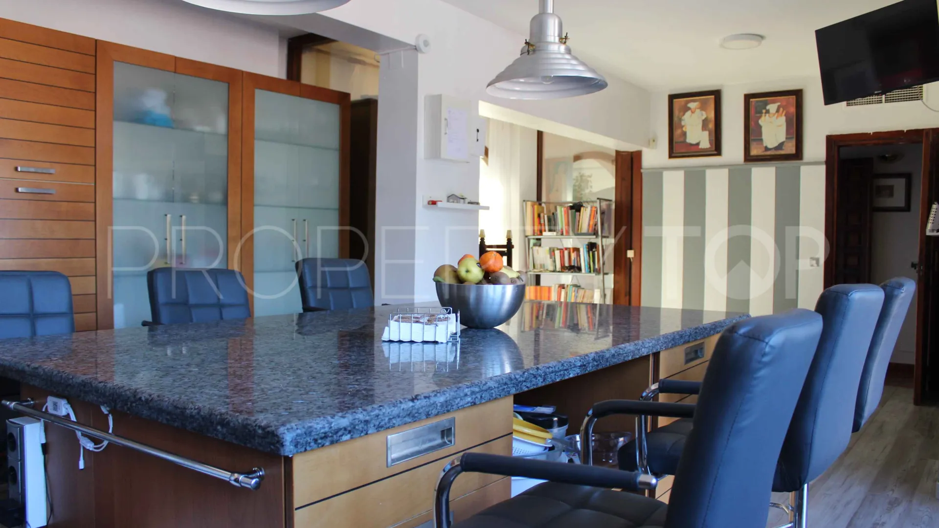 El Rosario 8 bedrooms villa for sale