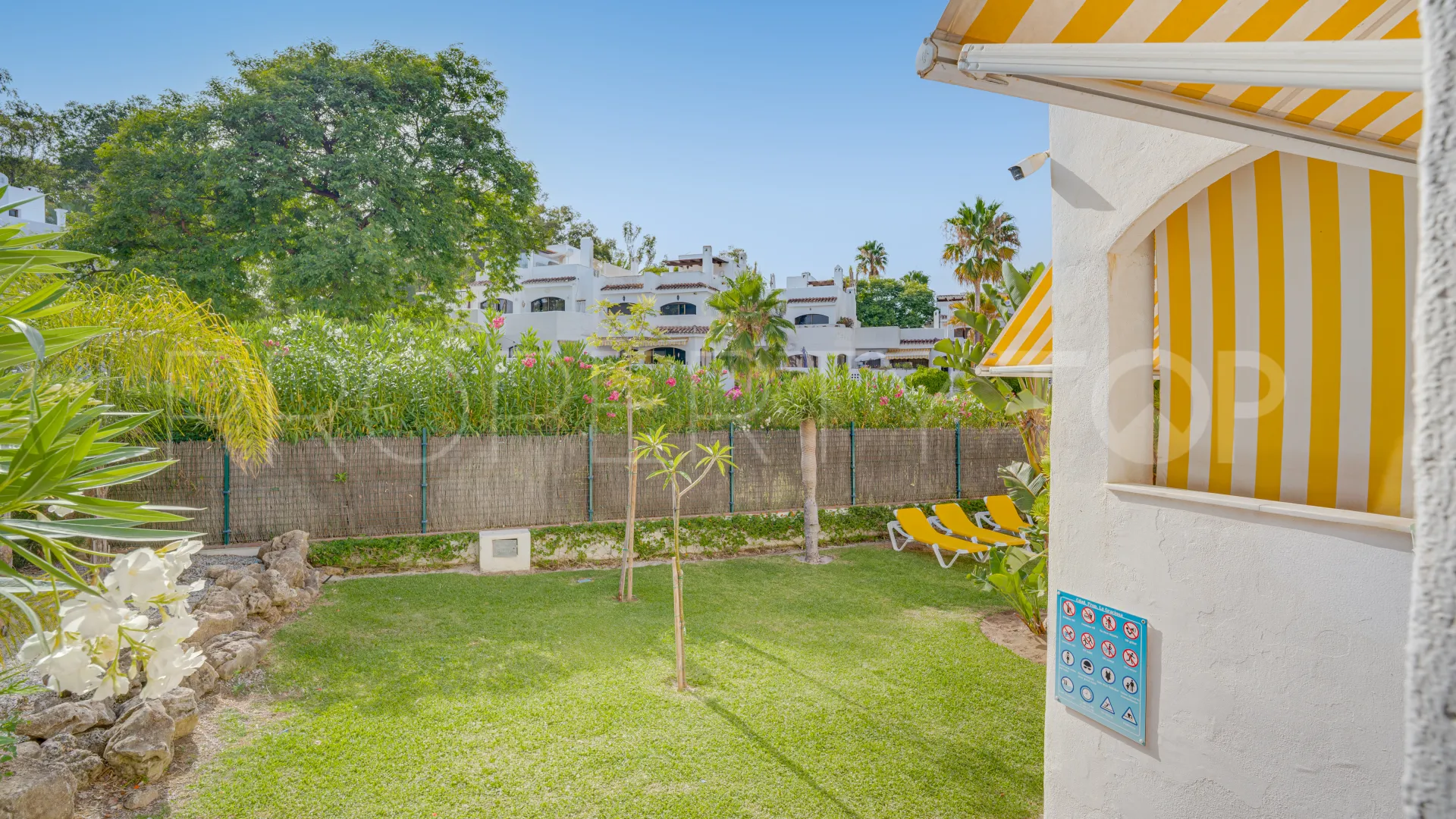 Elviria ground floor apartment for sale