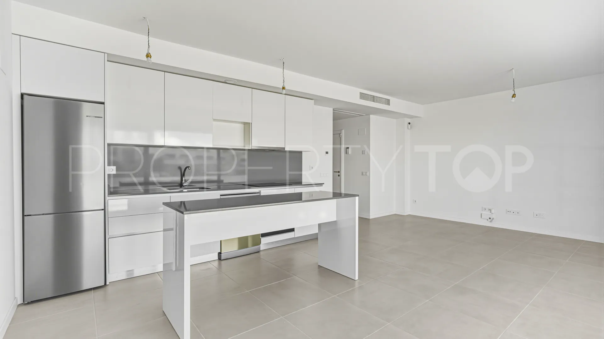 2 bedrooms apartment in Aqua Gardens for sale