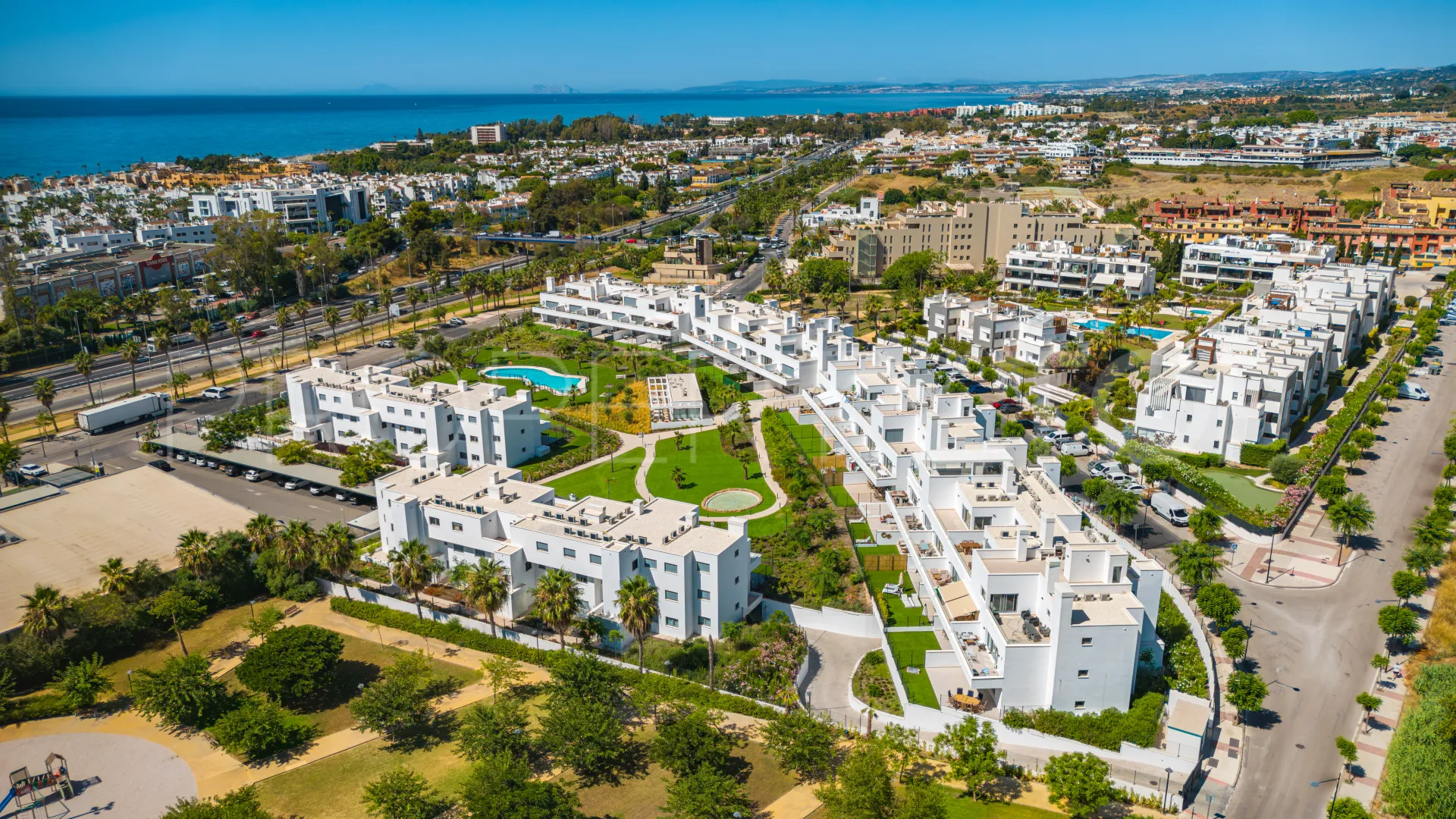 2 bedrooms apartment in Aqua Gardens for sale