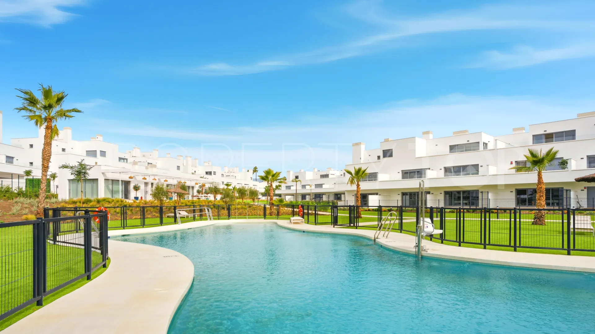 2 bedrooms apartment in Aqua Gardens for sale
