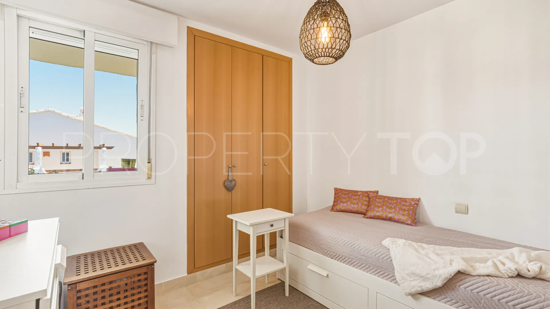 Apartment with 3 bedrooms for sale in Selwo Hills