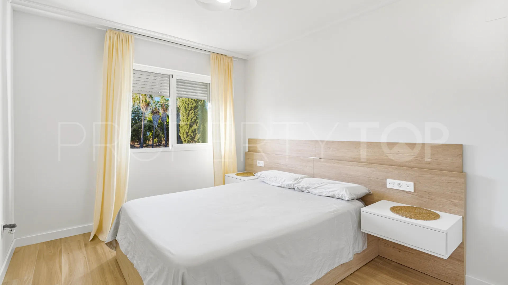 Se vende apartamento en San Pedro Playa con 2 dormitorios
