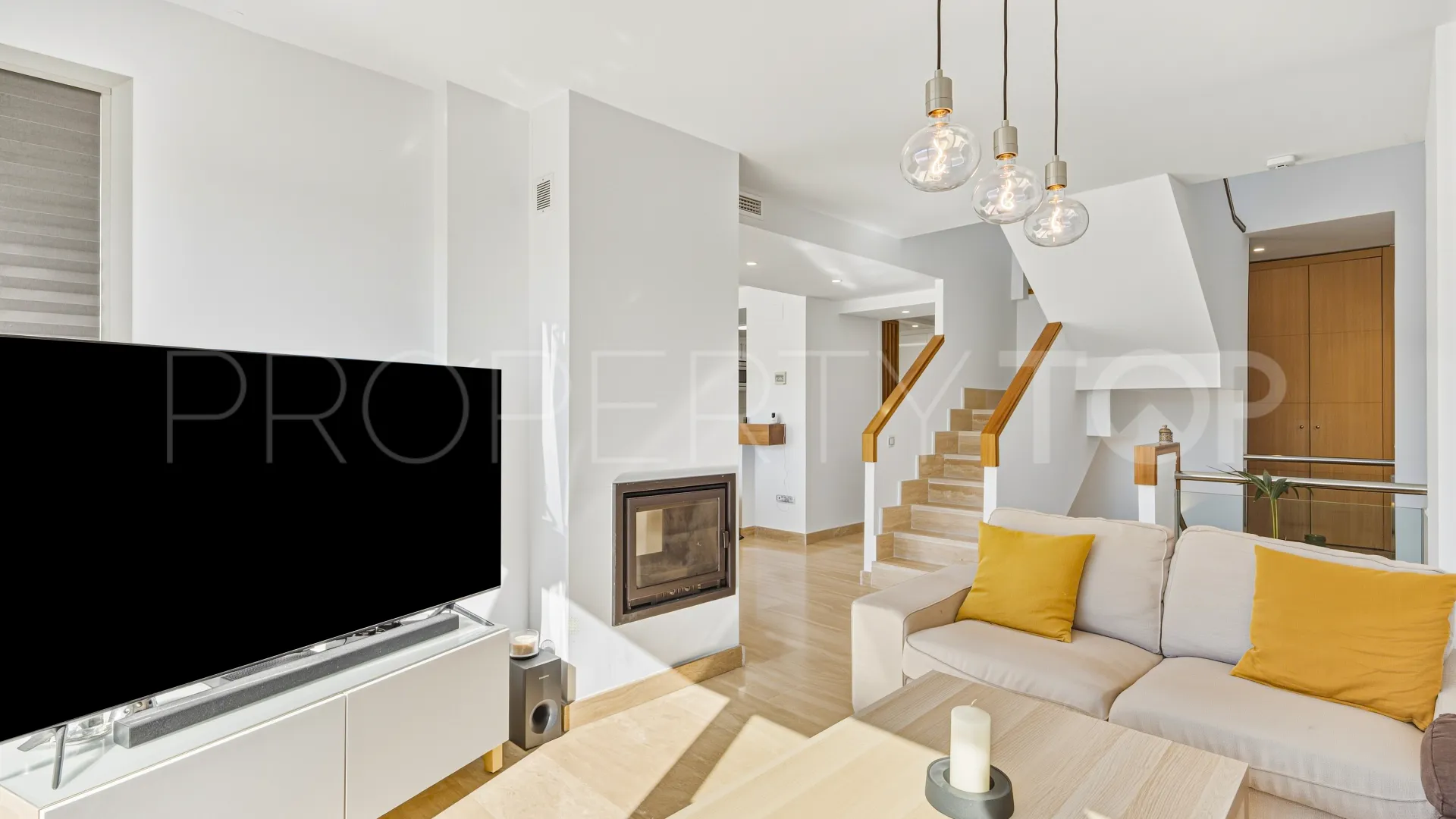 3 bedrooms triplex in Cala de Mijas for sale