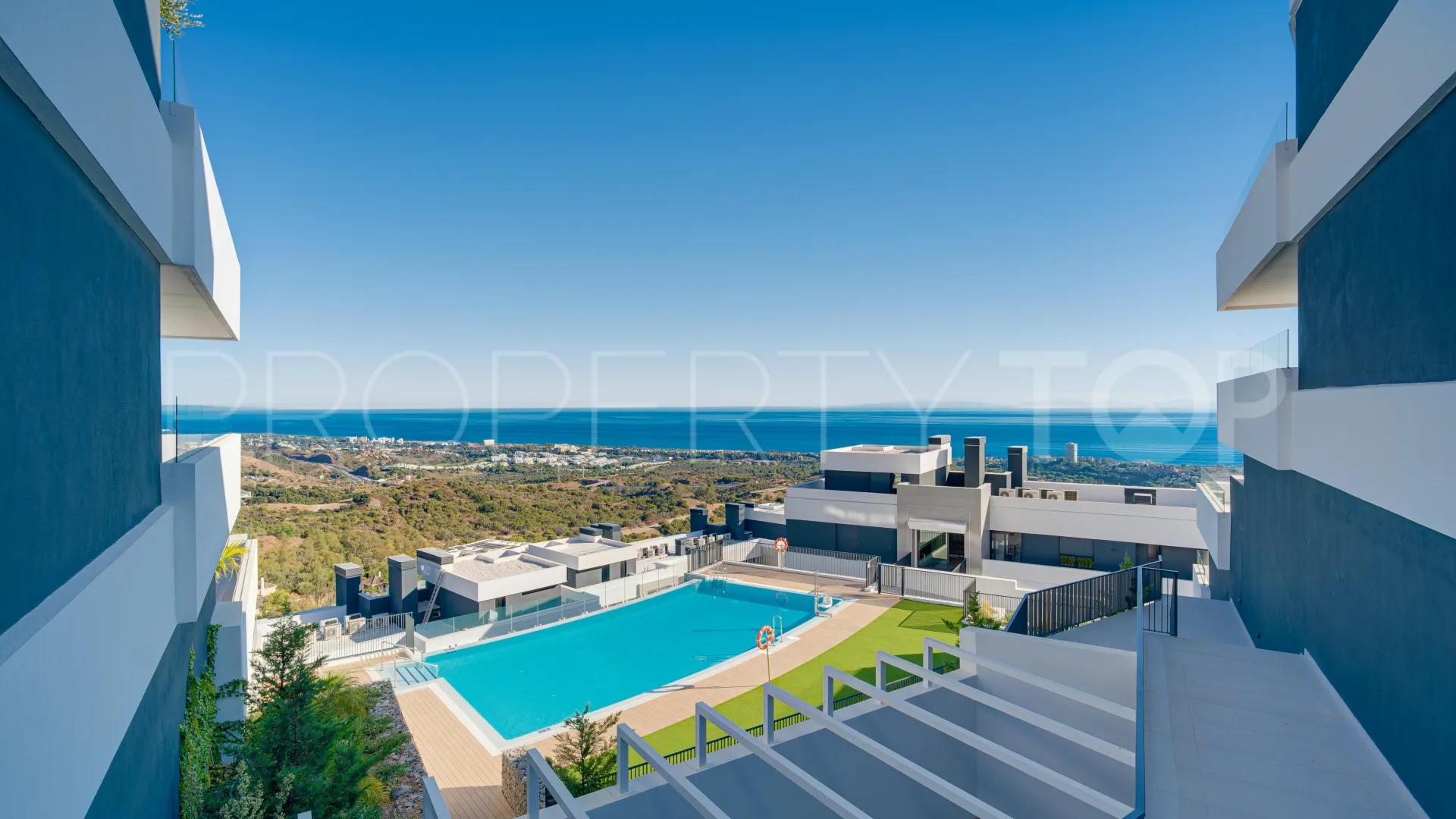 Se vende apartamento planta baja en Los Altos de los Monteros