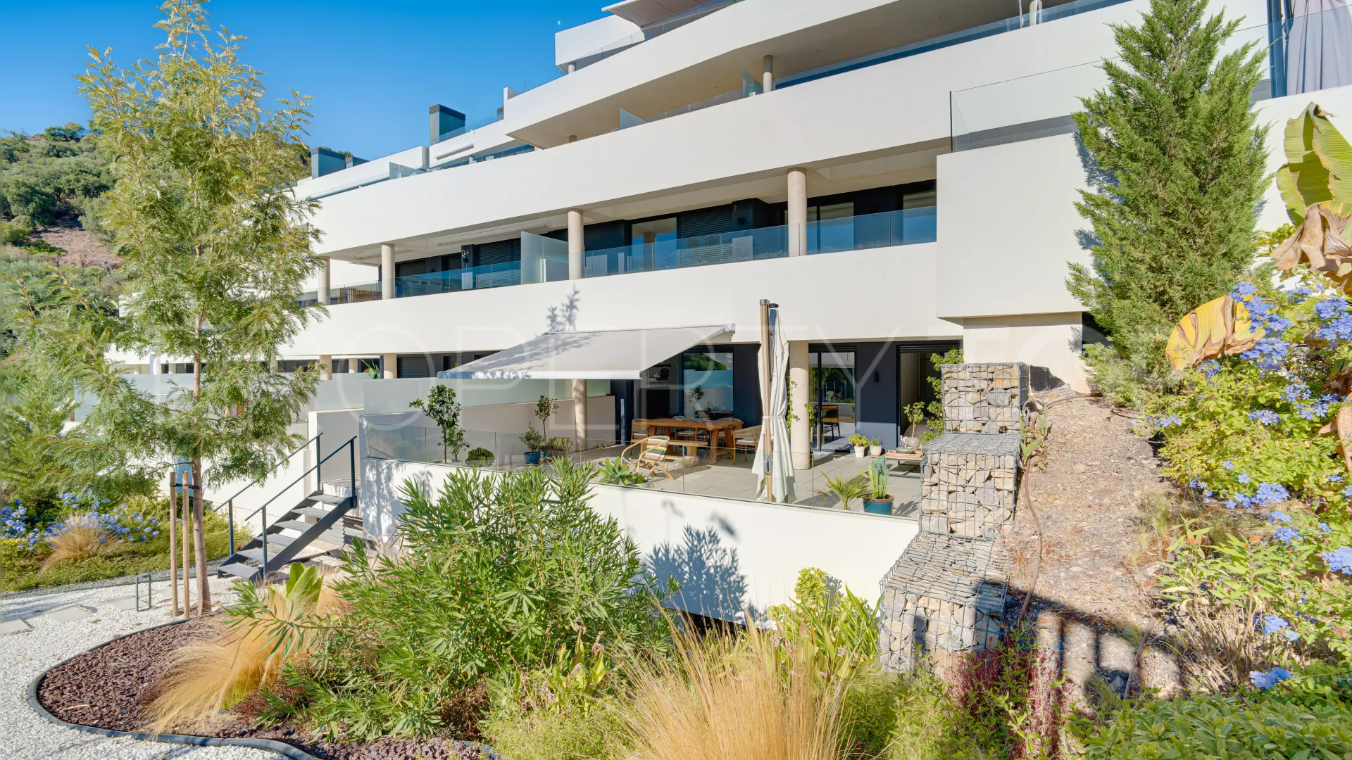 Se vende apartamento planta baja en Los Altos de los Monteros