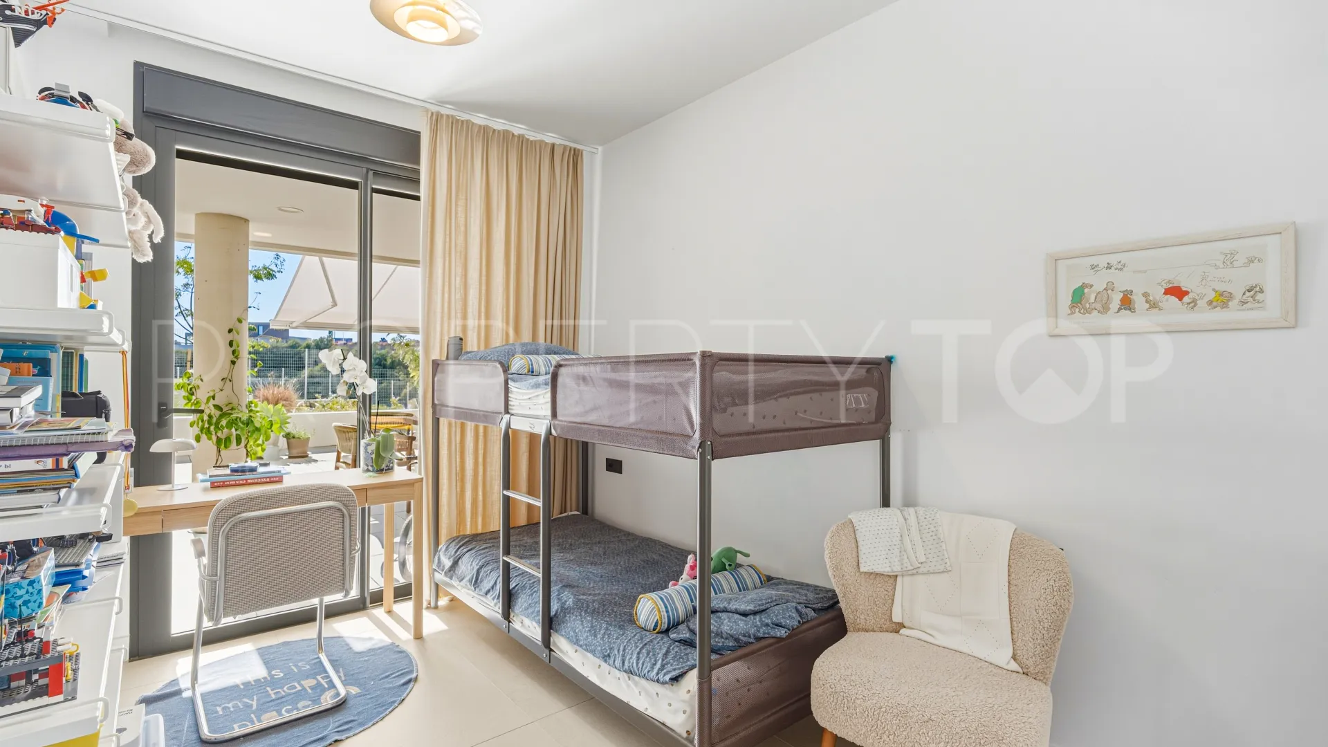 Se vende apartamento planta baja en Los Altos de los Monteros