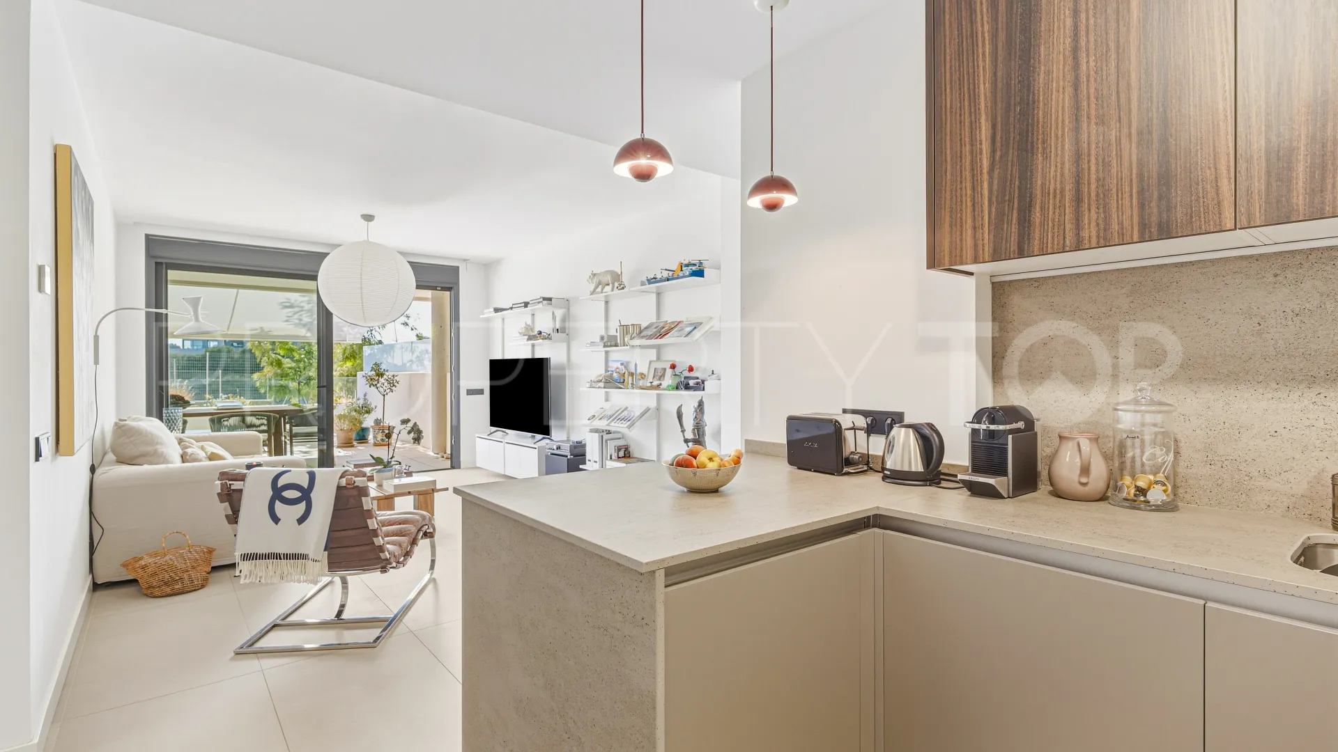 Se vende apartamento planta baja en Los Altos de los Monteros