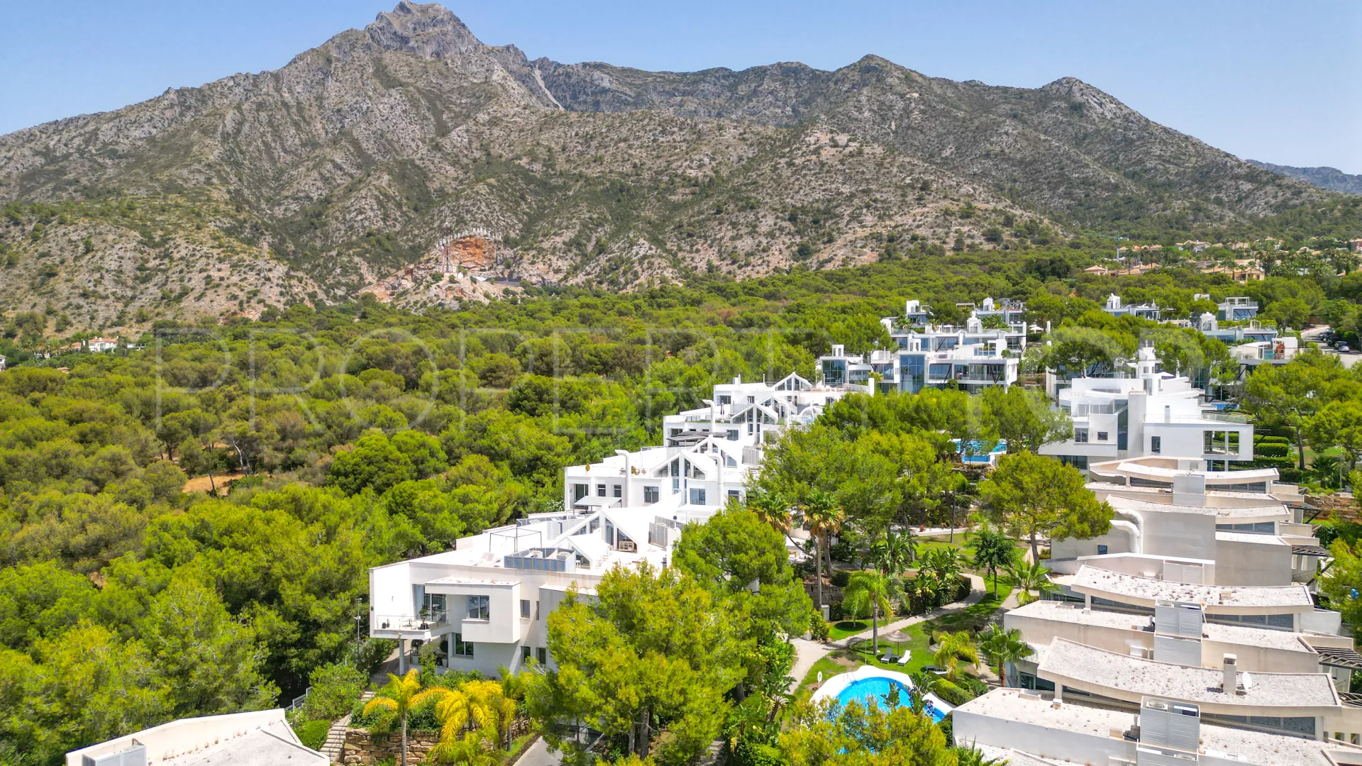 Se vende villa pareada en Meisho Hills