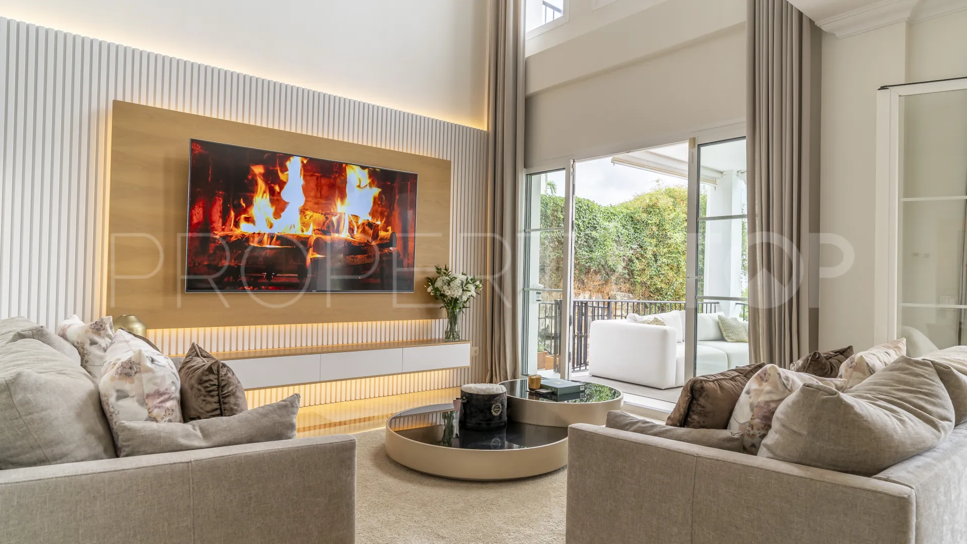 4 bedrooms villa for sale in Sierra Blanca Country Club