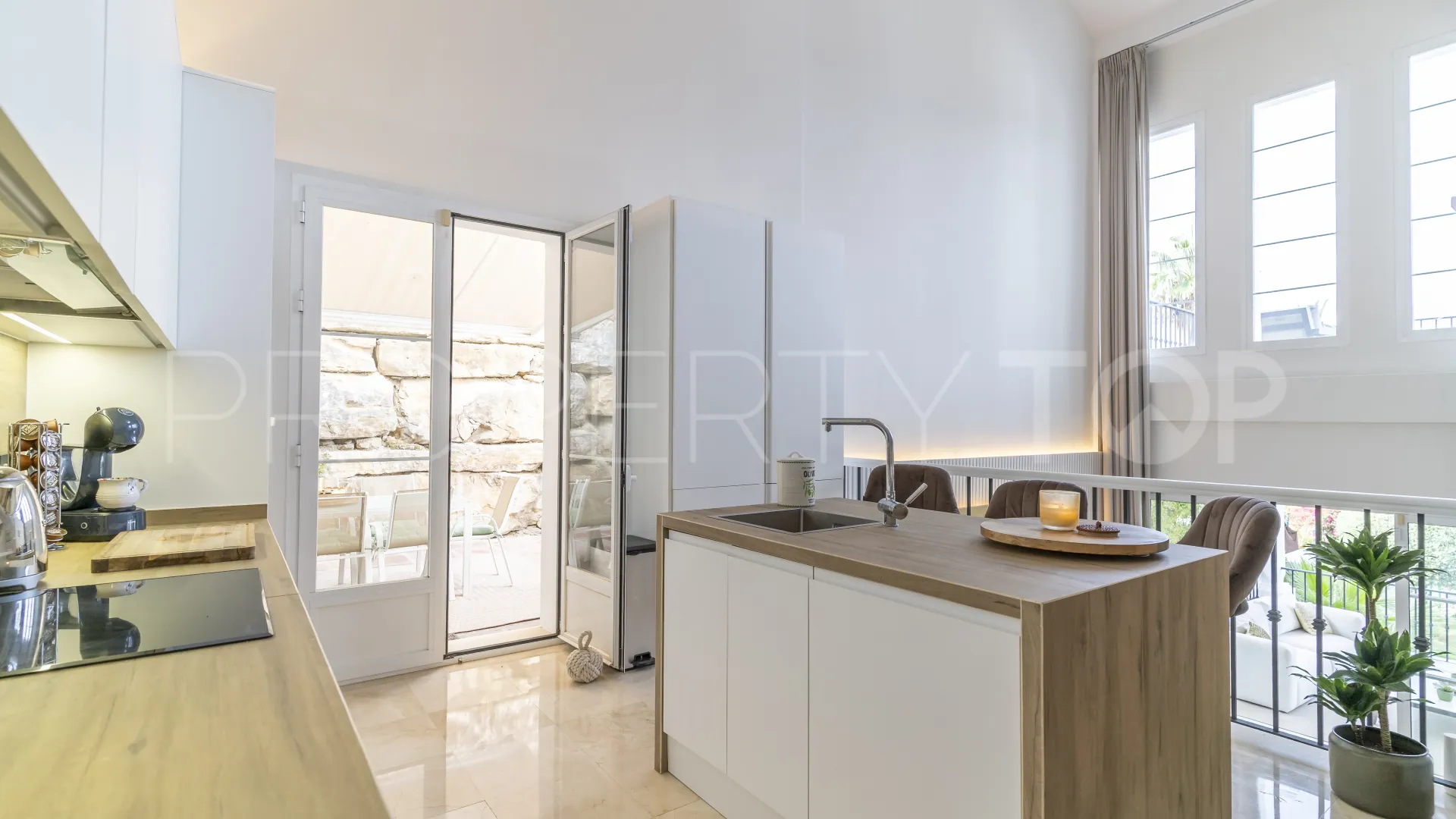 4 bedrooms villa for sale in Sierra Blanca Country Club