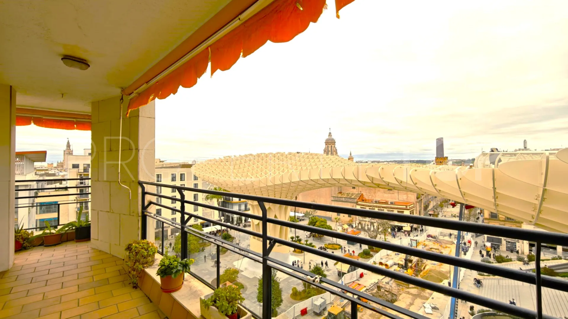 Sevilla, Ático en venta de 5 dormitorios