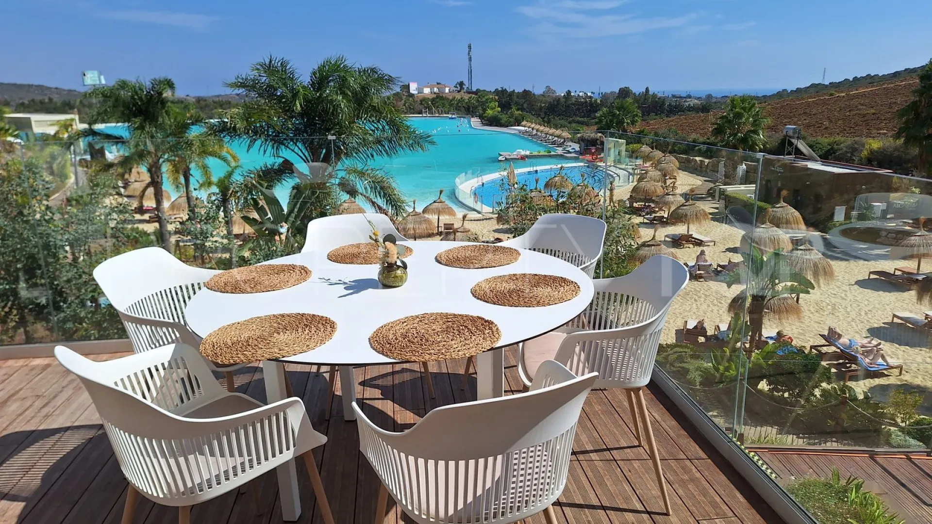 2 bedrooms Alcazaba Lagoon flat for sale