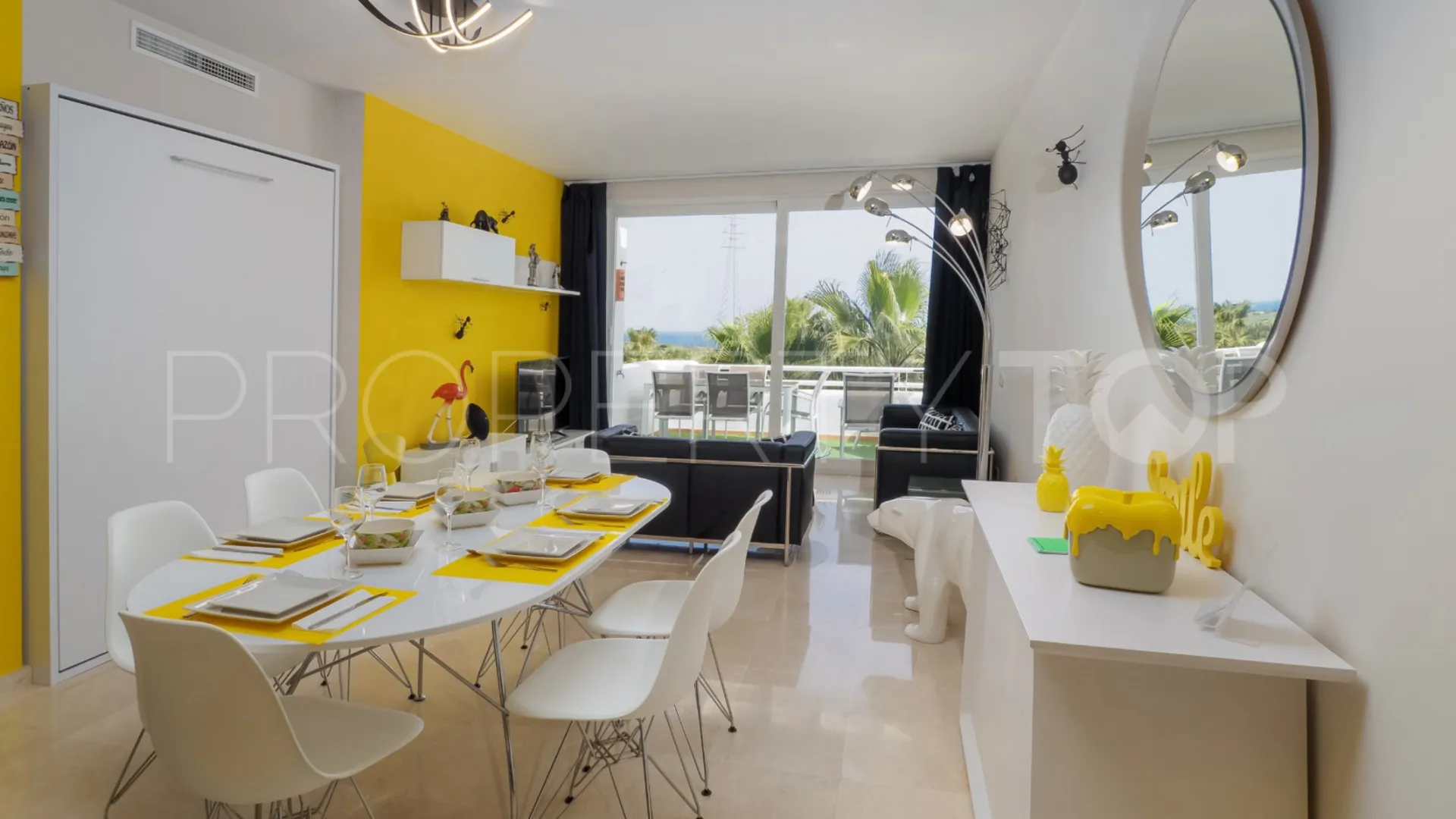 2 bedrooms Alcazaba Lagoon flat for sale