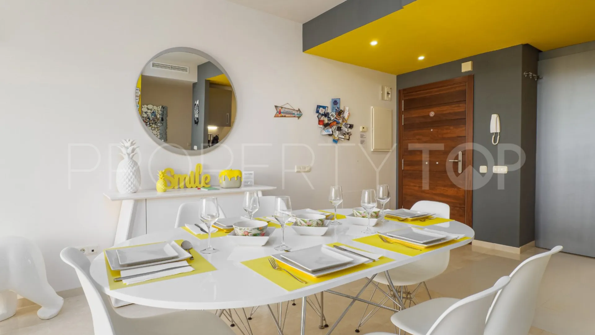 2 bedrooms Alcazaba Lagoon flat for sale