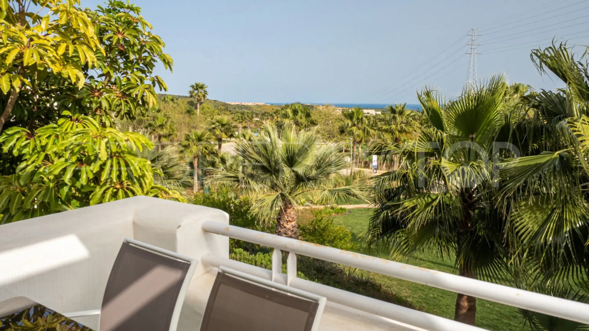 2 bedrooms Alcazaba Lagoon flat for sale