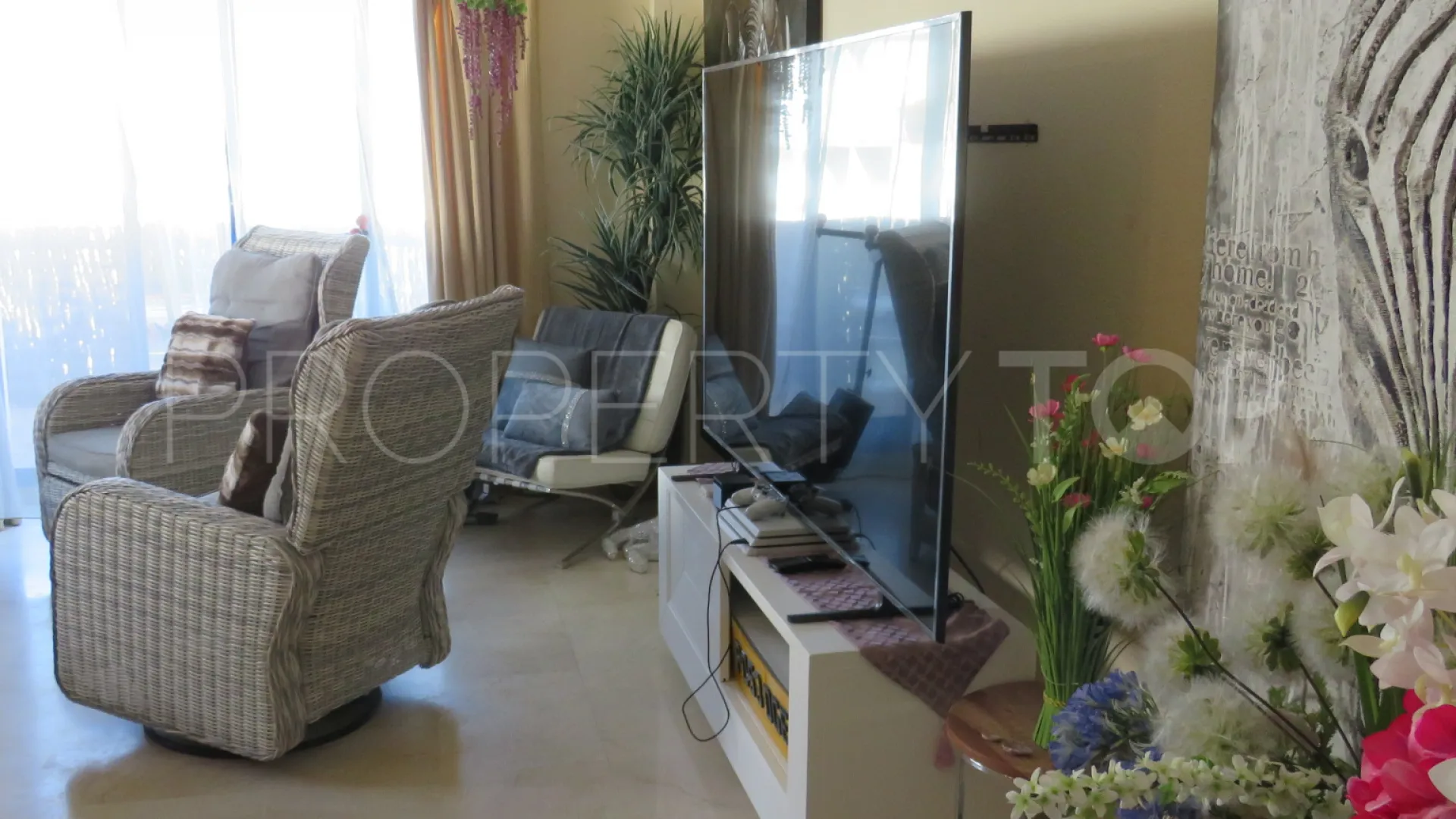 Penthouse in Puerto La Duquesa for sale