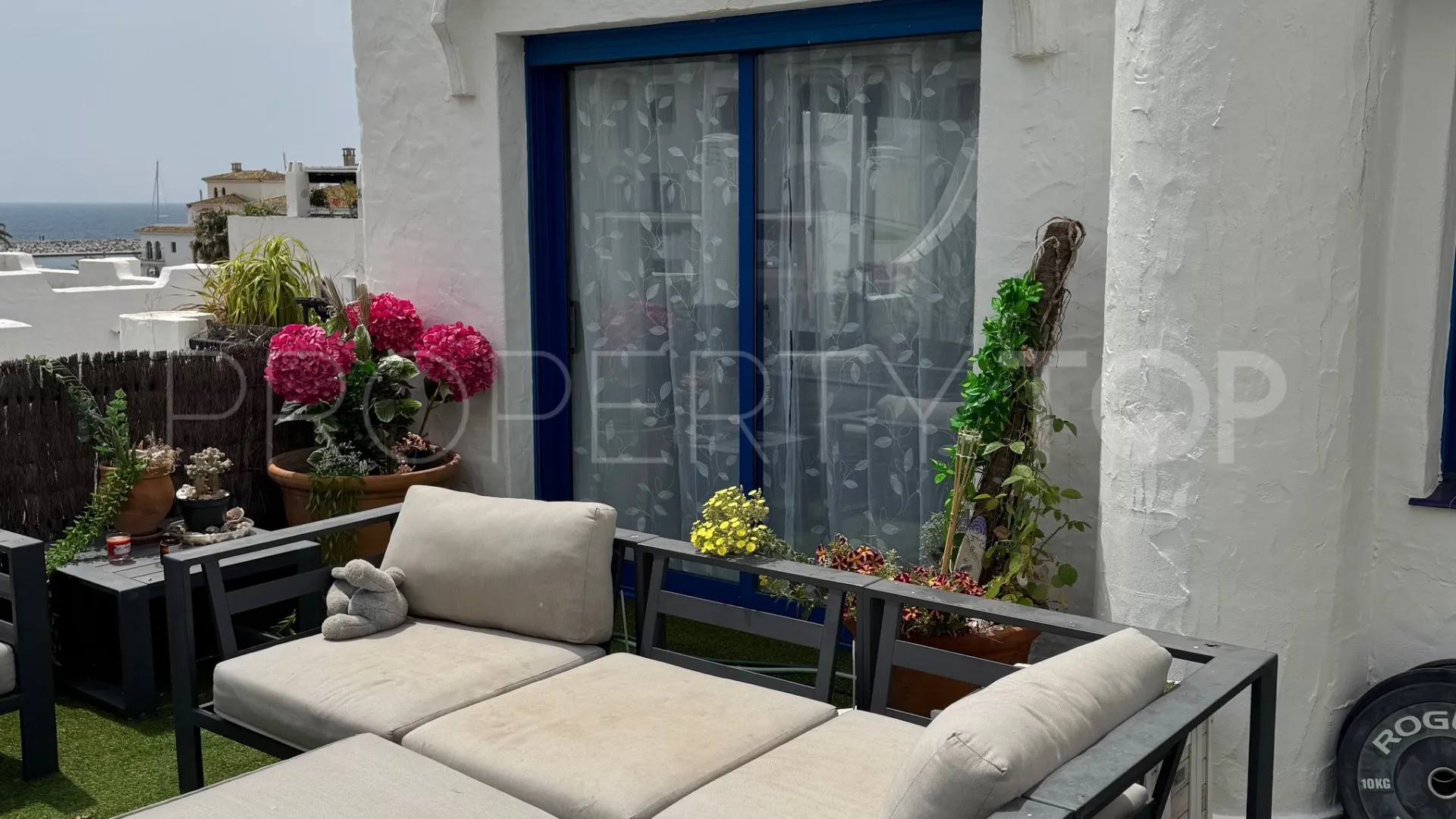 Penthouse in Puerto La Duquesa for sale