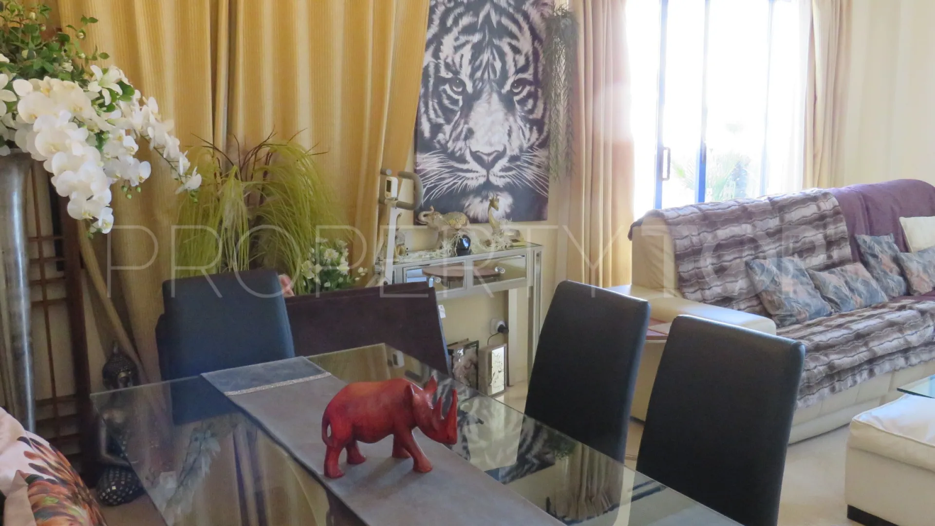 Penthouse in Puerto La Duquesa for sale