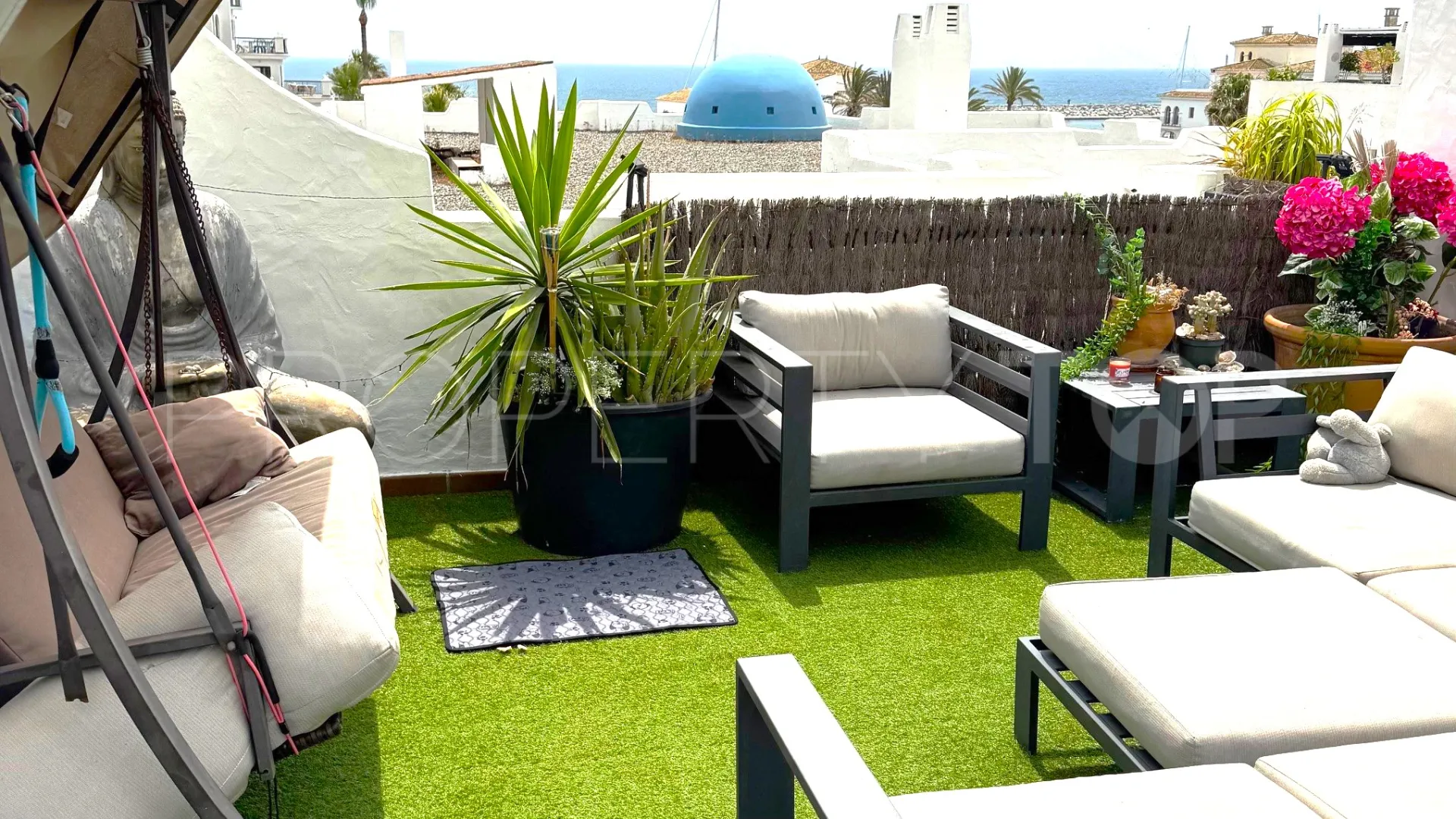 Penthouse in Puerto La Duquesa for sale