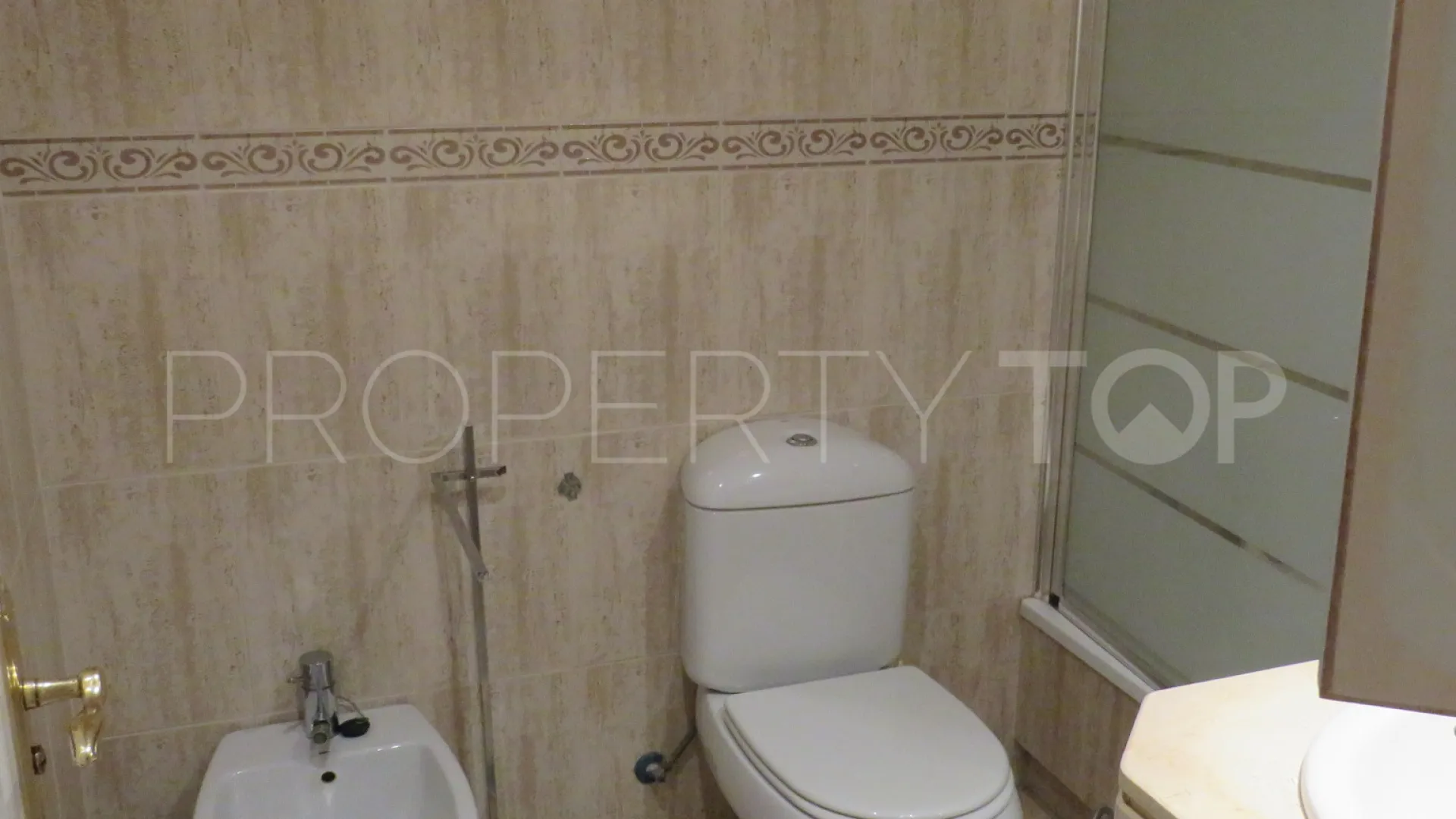 Penthouse in Puerto La Duquesa for sale