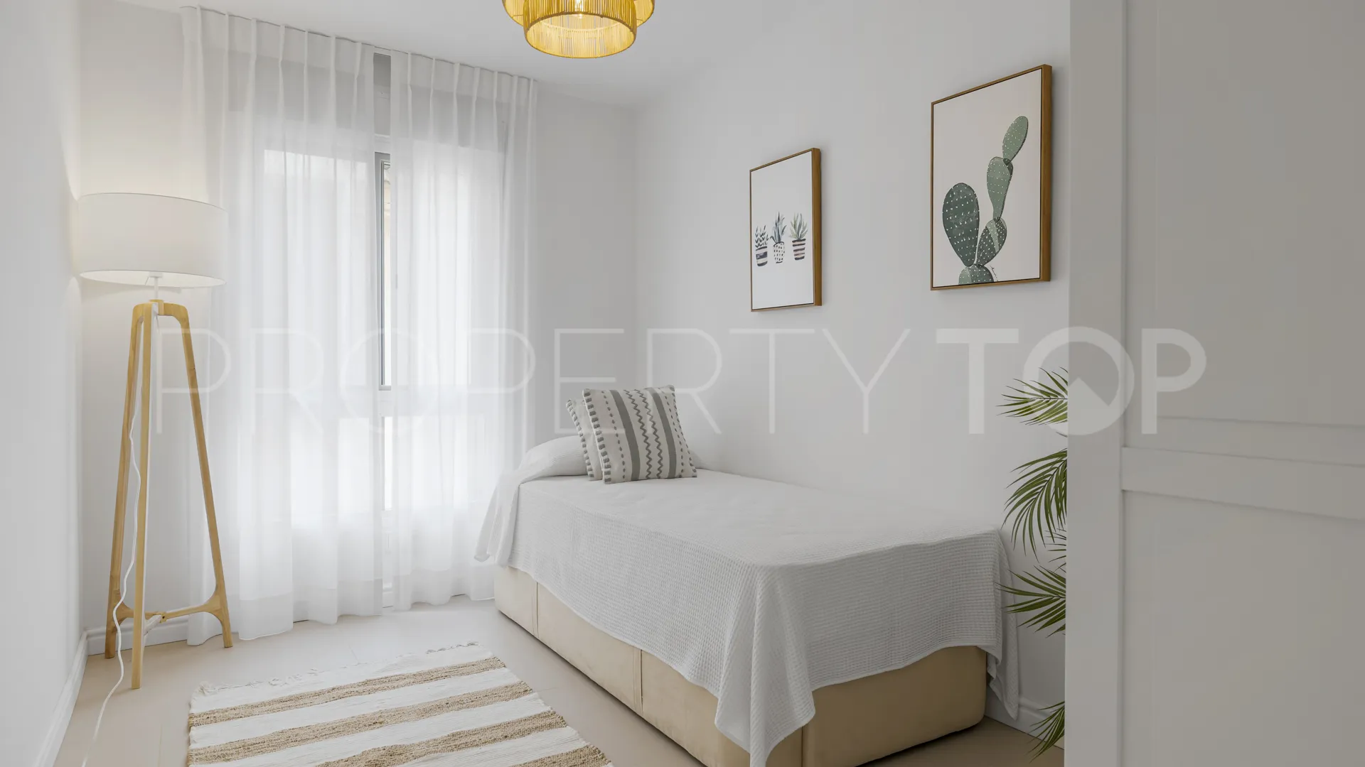 Comprar apartamento en Estepona Casco Antiguo