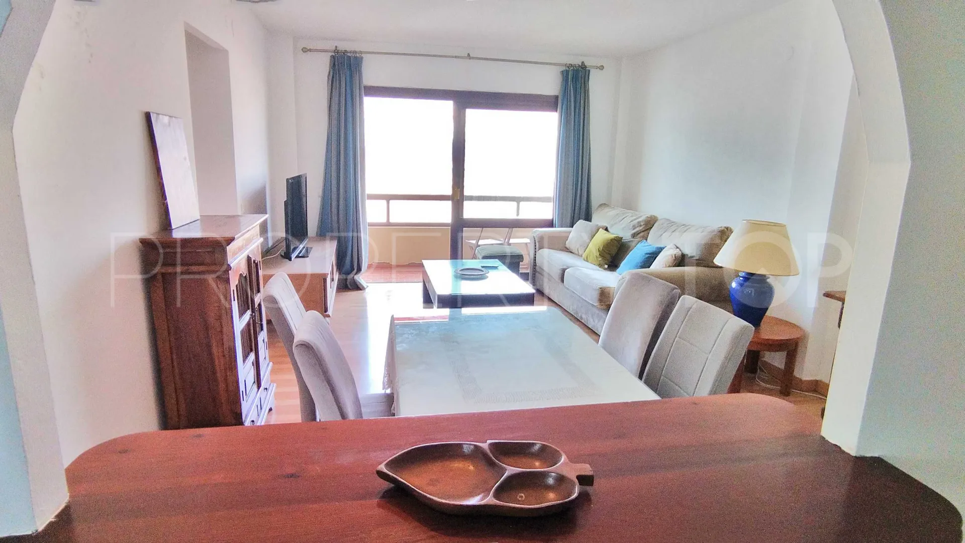 For sale flat in Estepona Centre