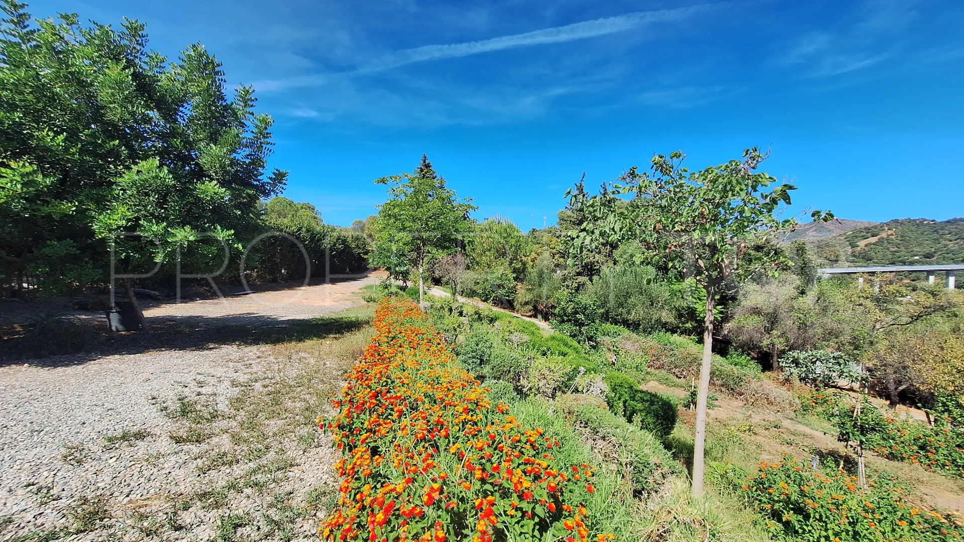 Finca en venta en El Velerin de 2 dormitorios
