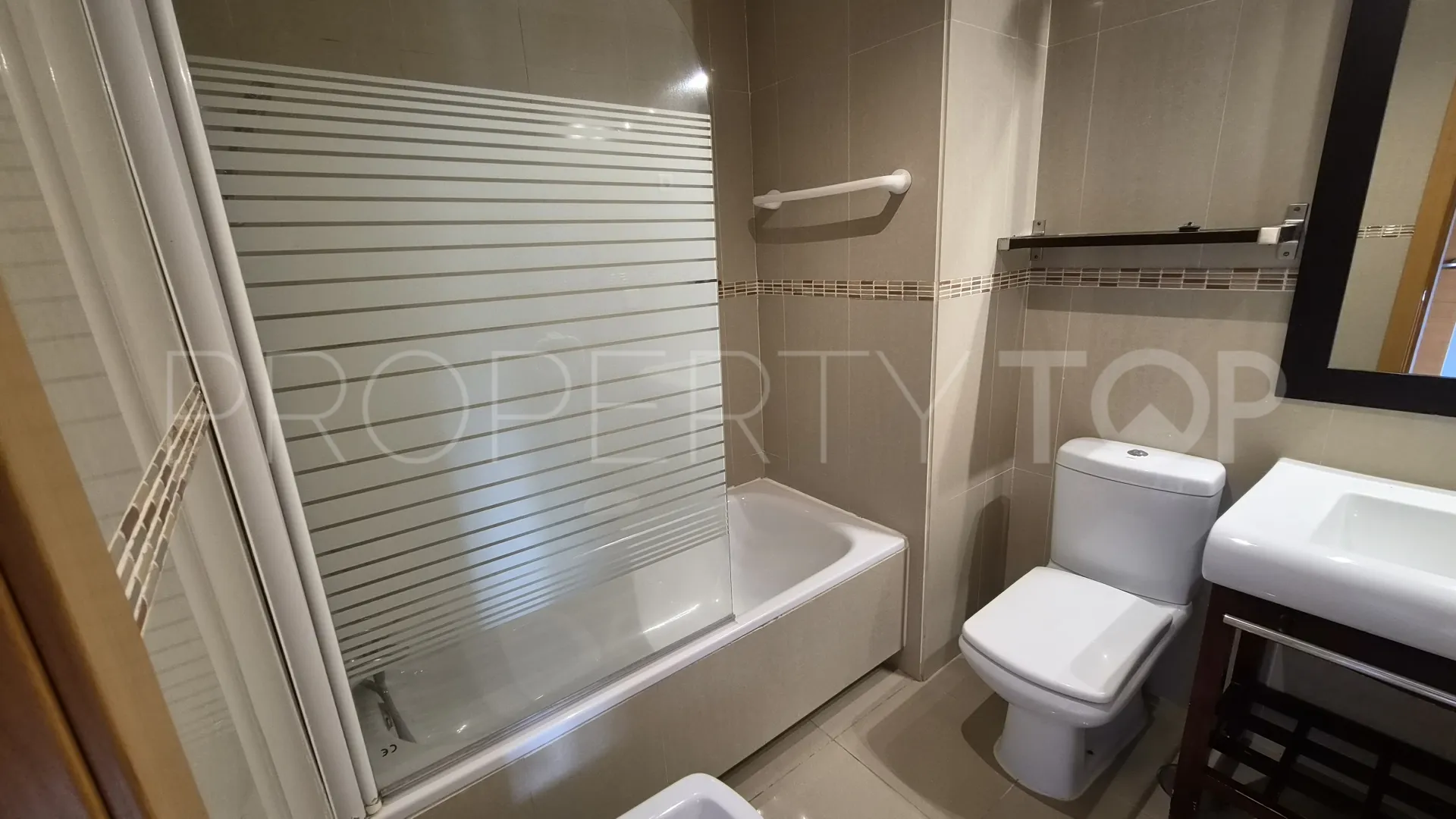 2 bedrooms Sabinillas apartment for sale