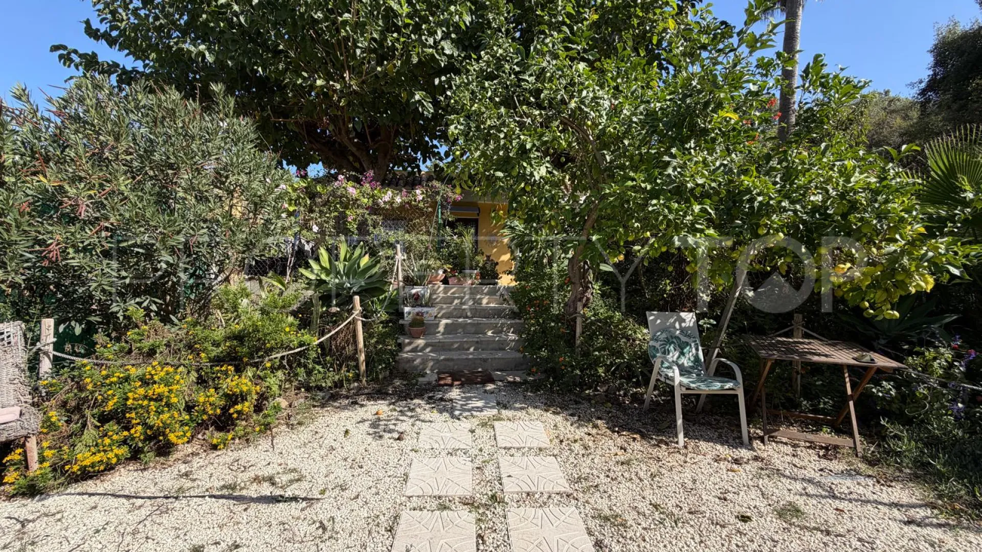 El Velerin country house for sale