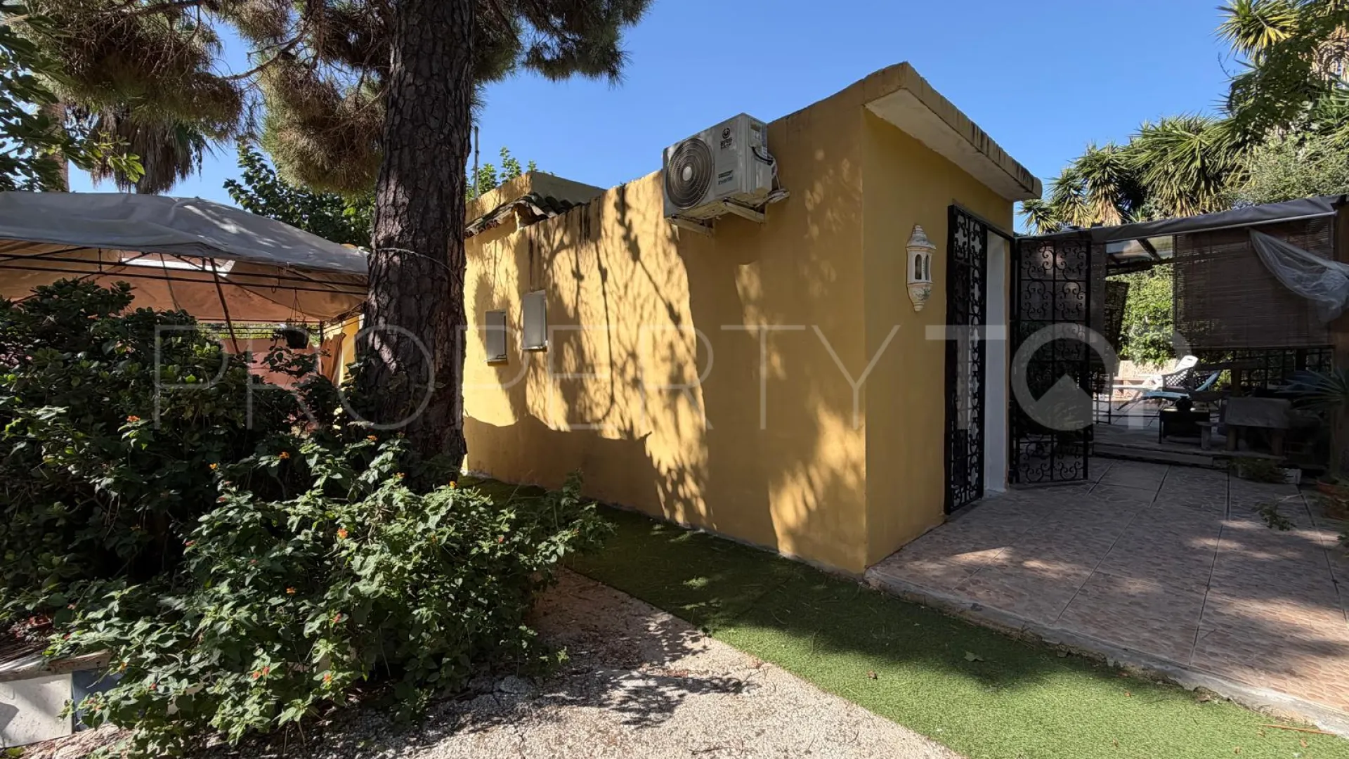 El Velerin country house for sale