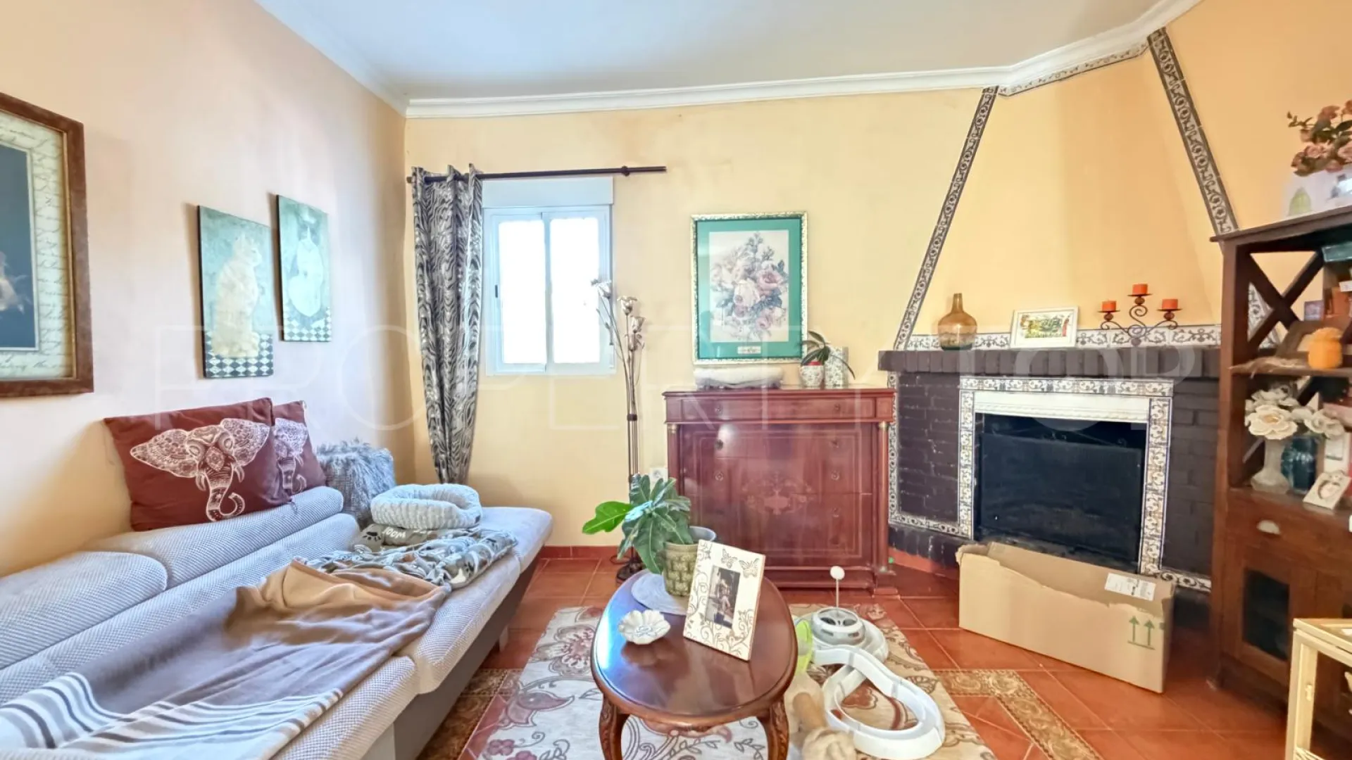 El Velerin country house for sale
