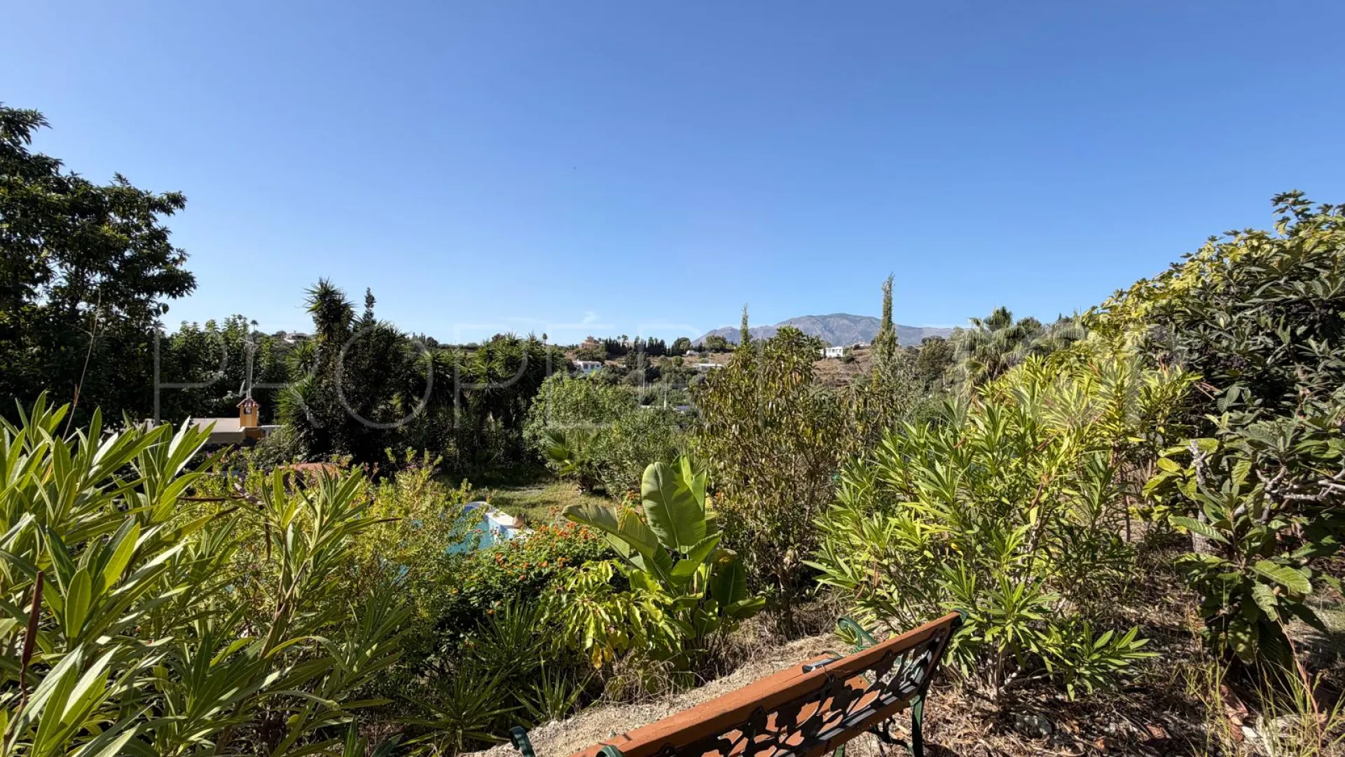 El Velerin country house for sale