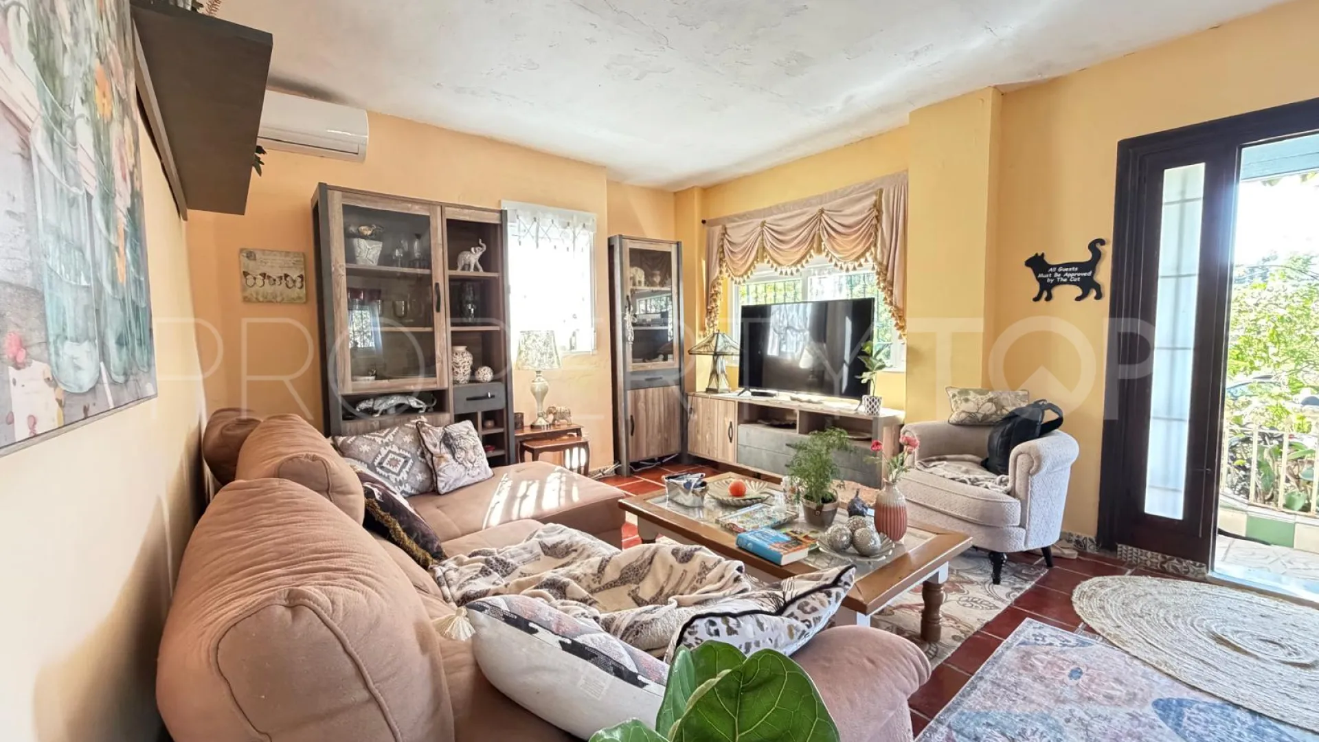 El Velerin country house for sale