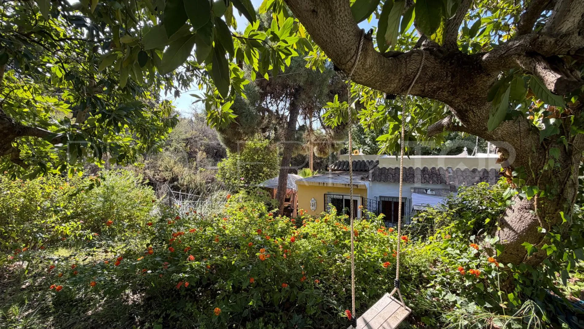 El Velerin country house for sale